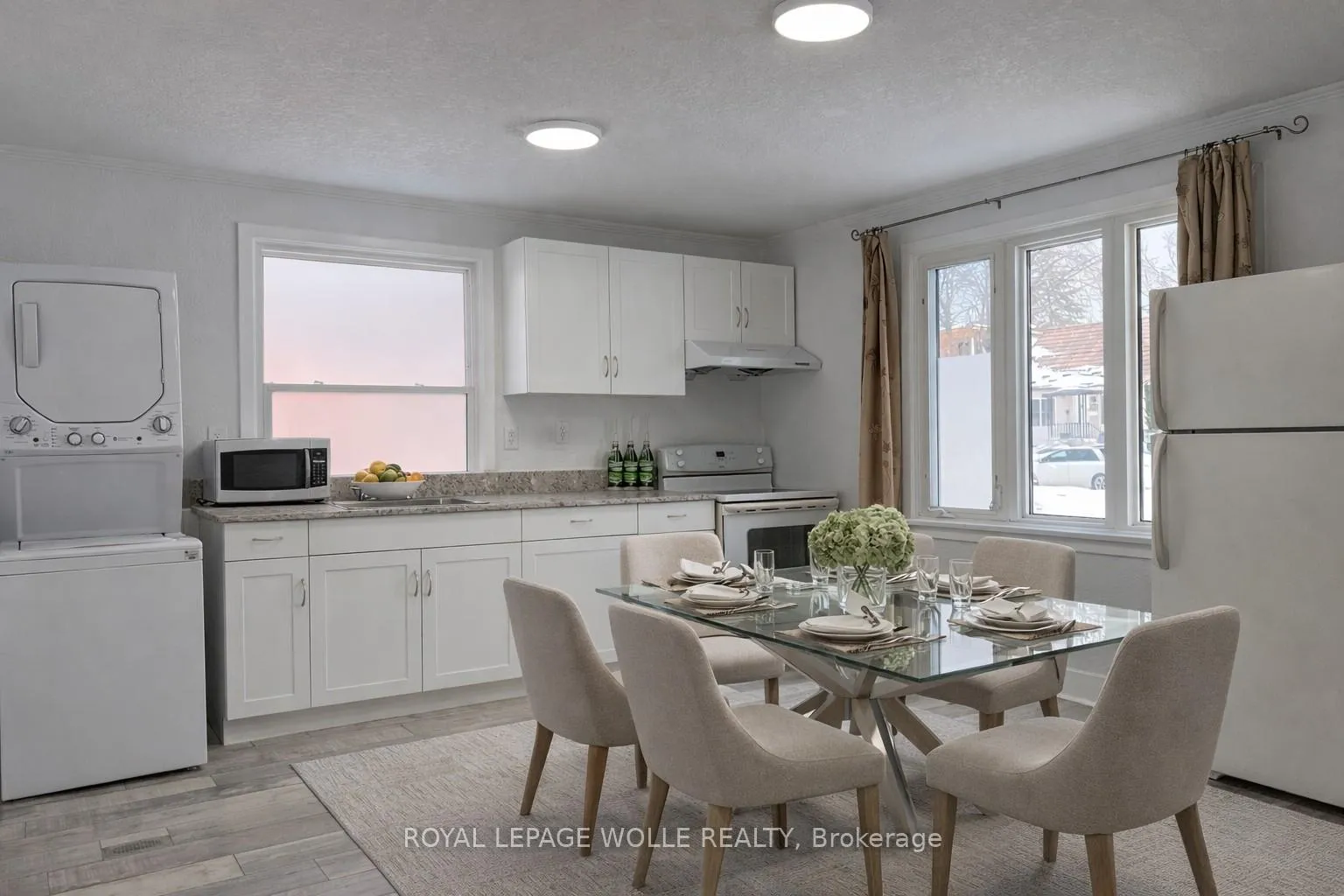 Photo 4 of Unit Unit 1, 168 5 Avenue, Kitchener, Pioneer Park — HOMEH