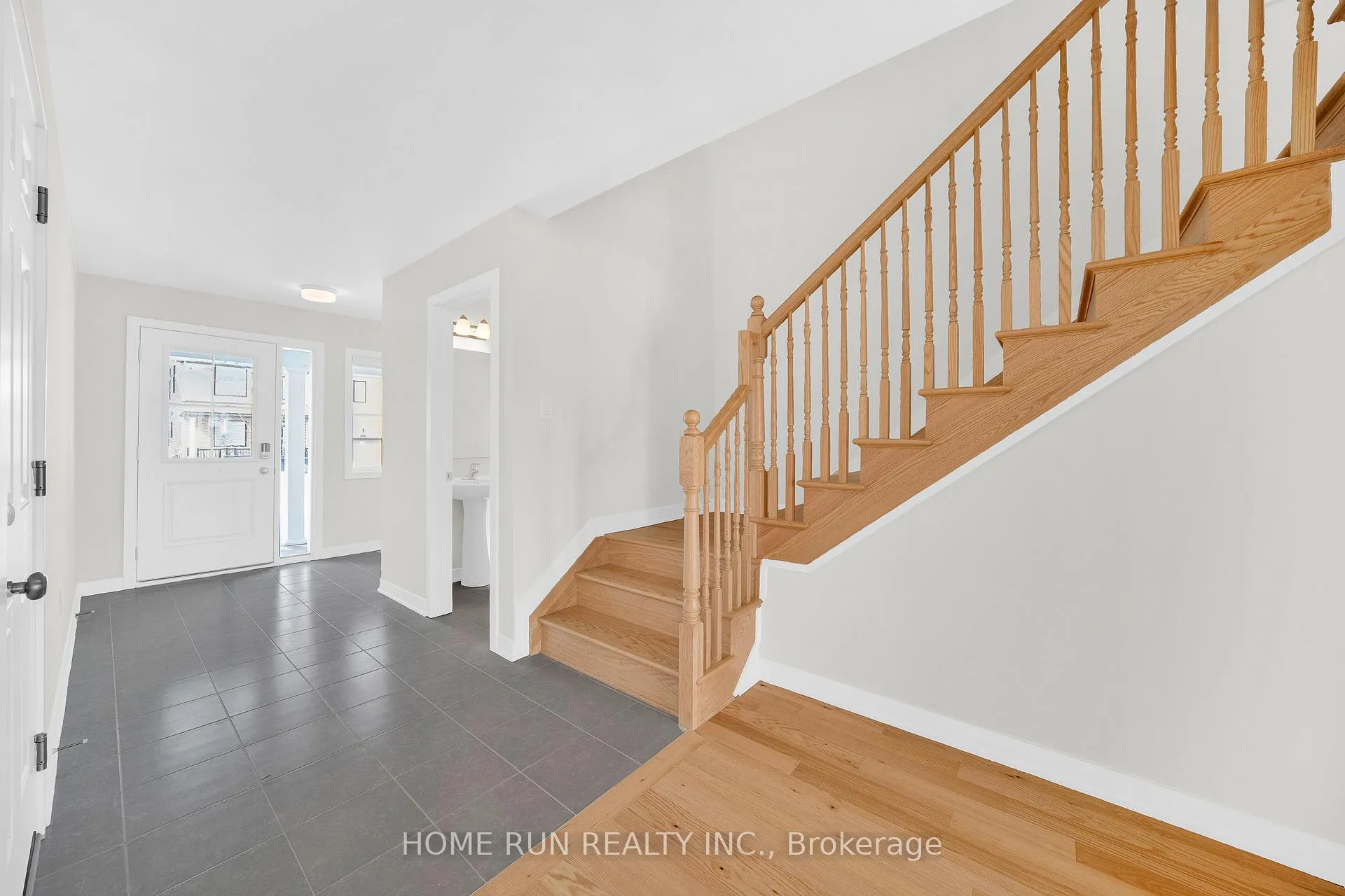 Photo 5 of 124 Tonic Crescent, Ottawa, Kanata - Rural Kanata (Central) — HOMEH