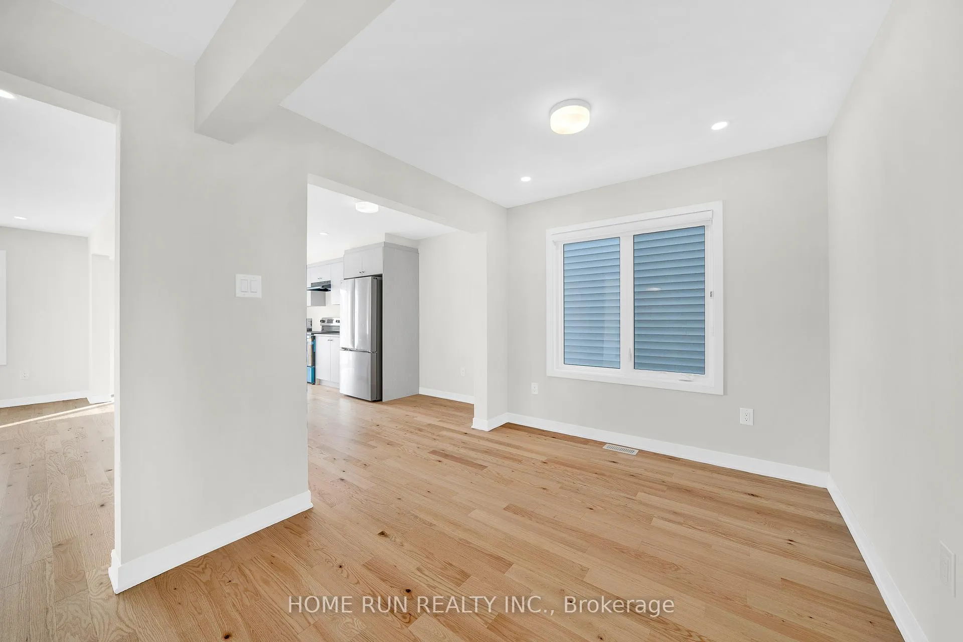 Photo 6 of 124 Tonic Crescent, Ottawa, Kanata - Rural Kanata (Central) — HOMEH