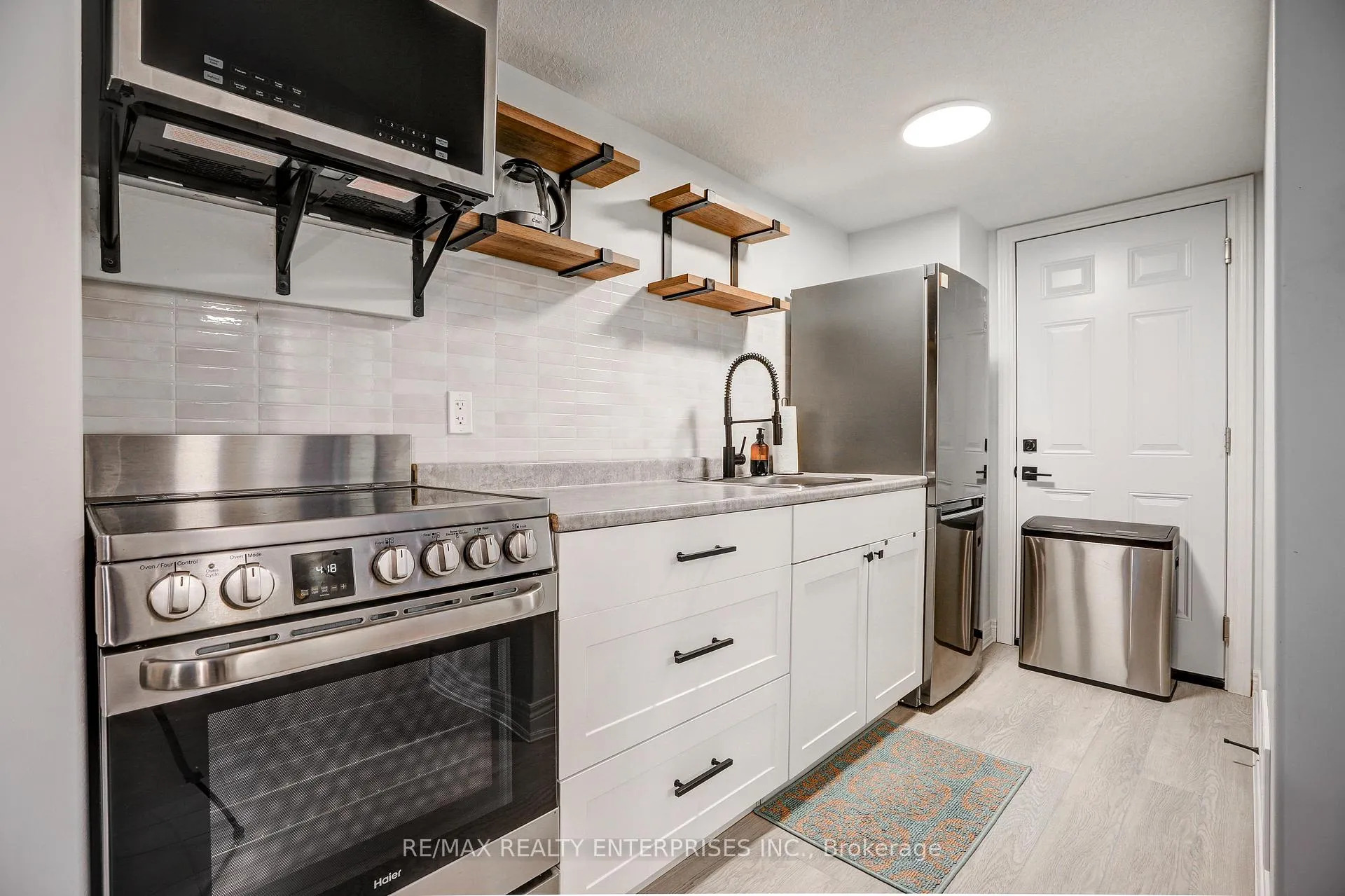 Photo 13 of Unit 2, 29 Maidens Crescent, Collingwood — HOMEH