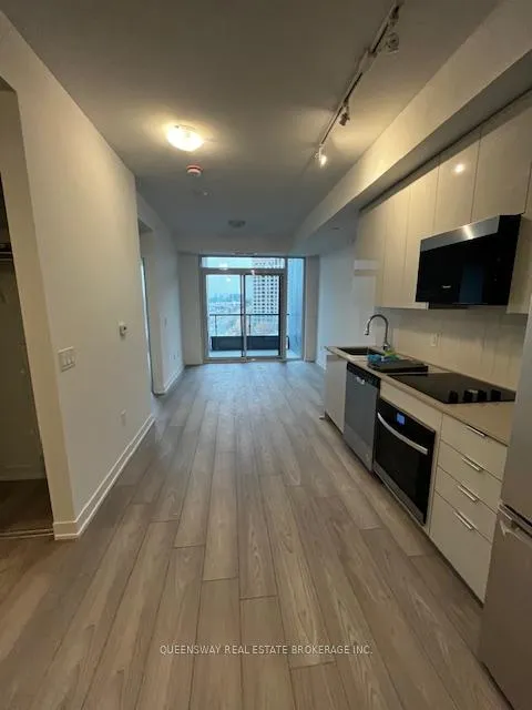 Photo 3 of Unit 620, 498 Caldari Road, Vaughan, Concord — HOMEH