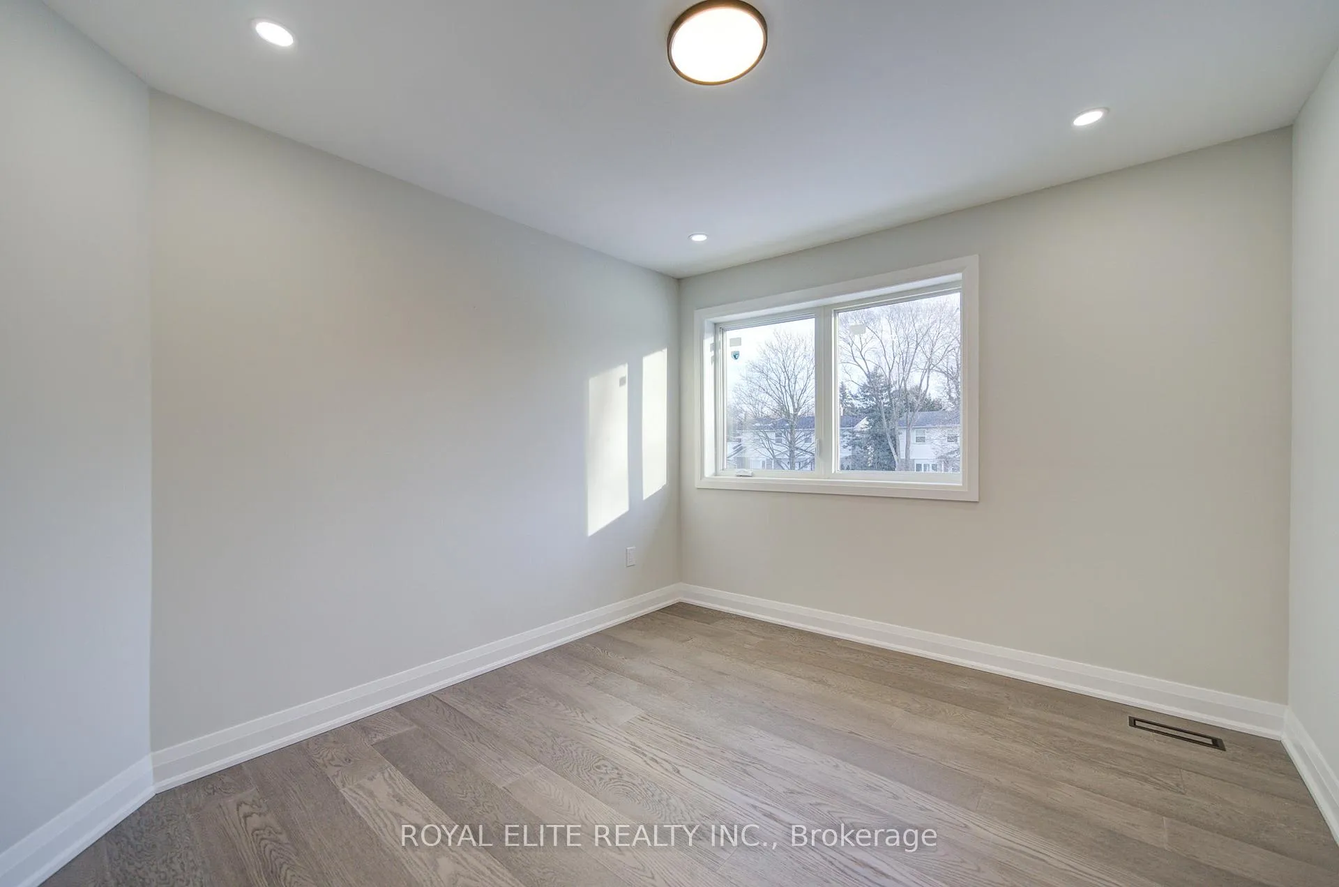 Photo 31 of 40 Squire Baker's Lane, Markham, Sherwood-Amberglen — HOMEH