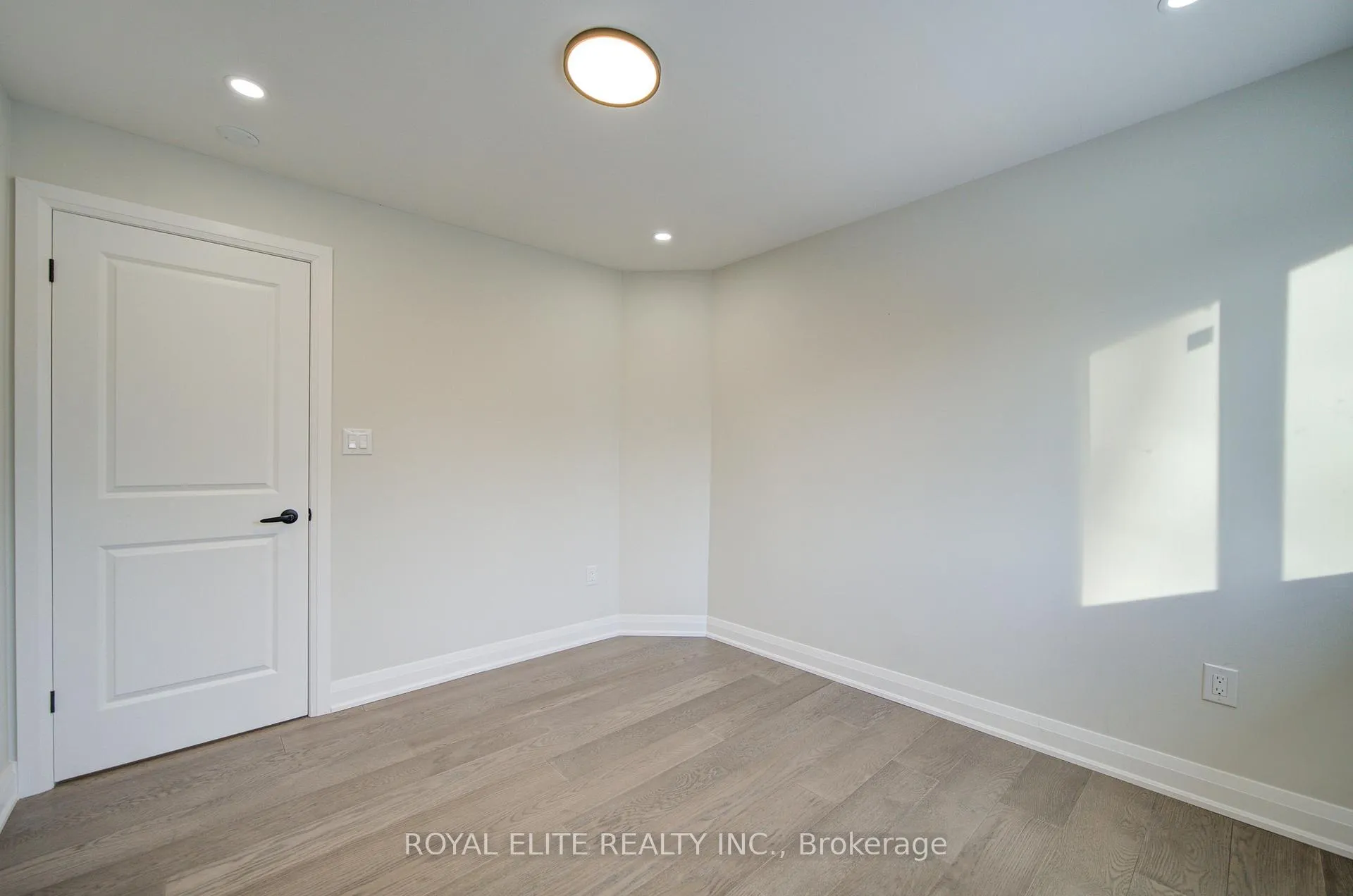 Photo 33 of 40 Squire Baker's Lane, Markham, Sherwood-Amberglen — HOMEH