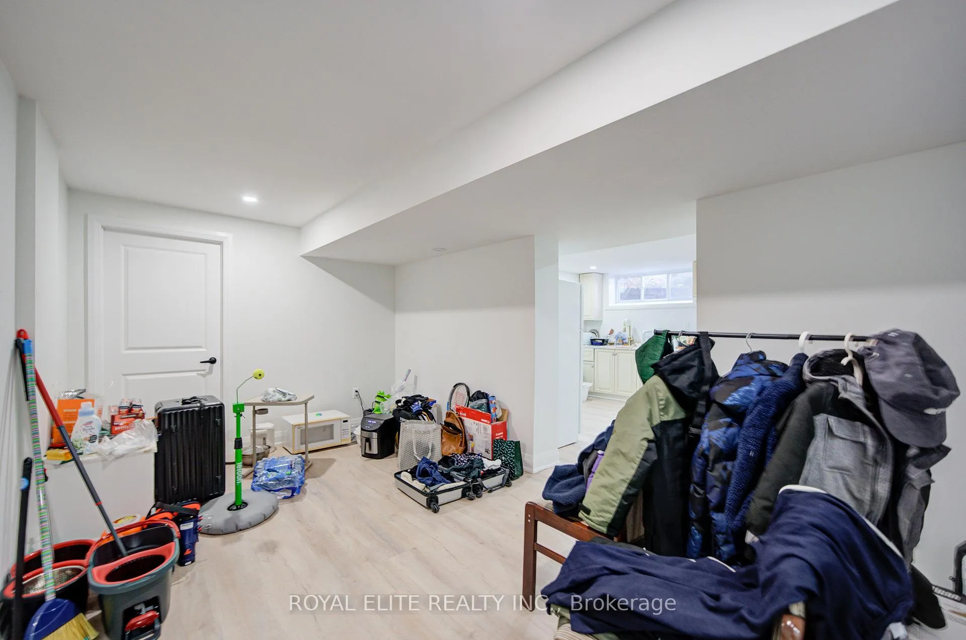 Photo 46 of 40 Squire Baker's Lane, Markham, Sherwood-Amberglen — HOMEH