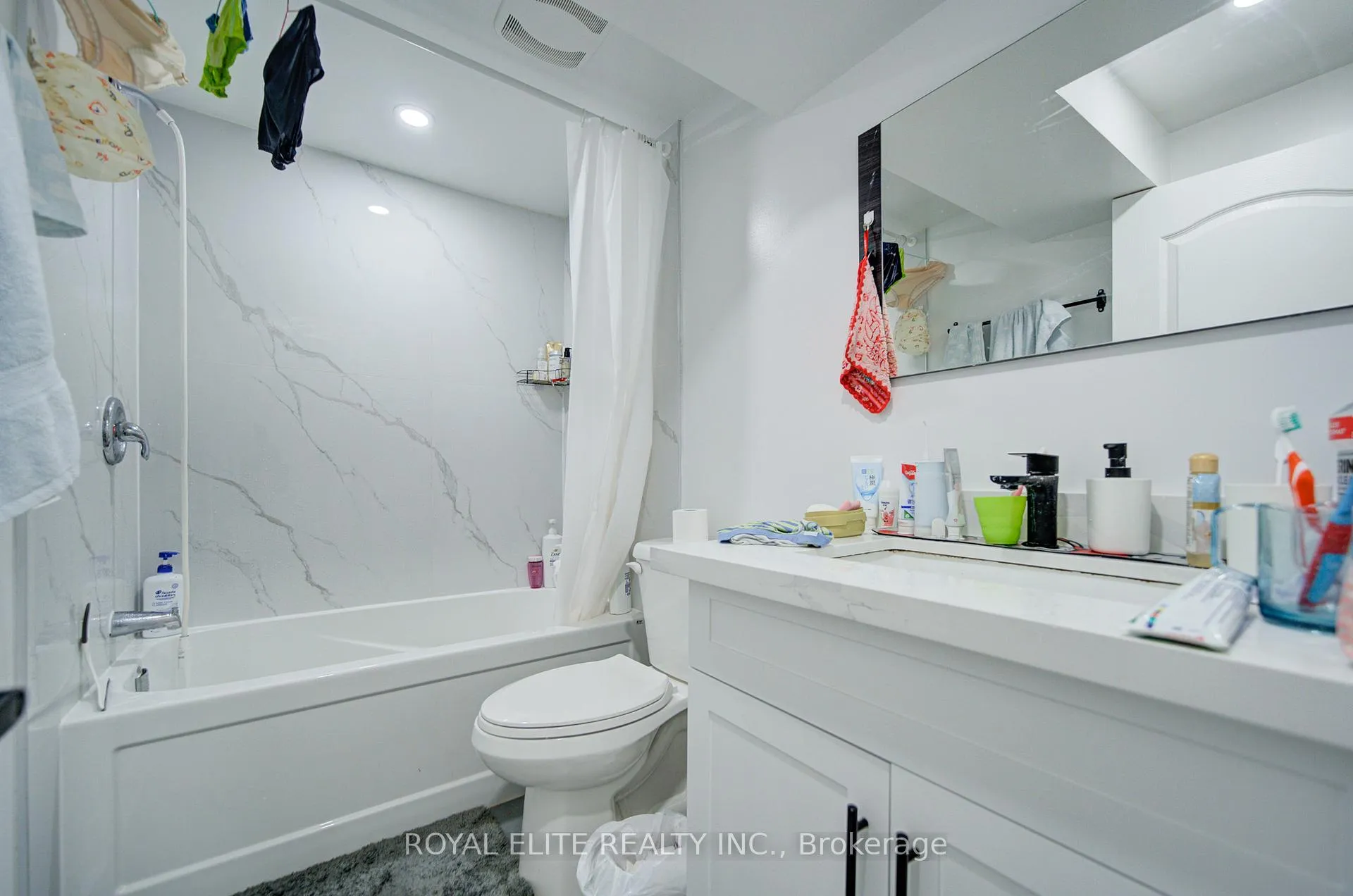 Photo 48 of 40 Squire Baker's Lane, Markham, Sherwood-Amberglen — HOMEH