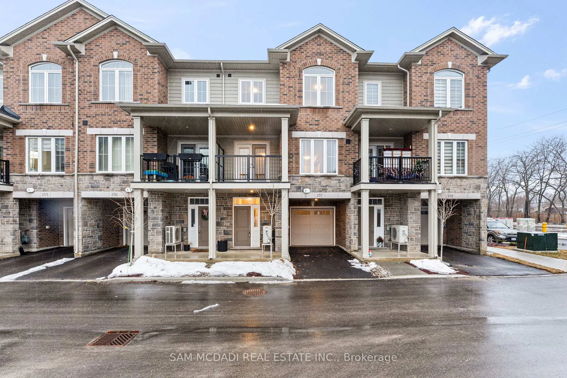 Front of Unit 157, 677 Park Road N