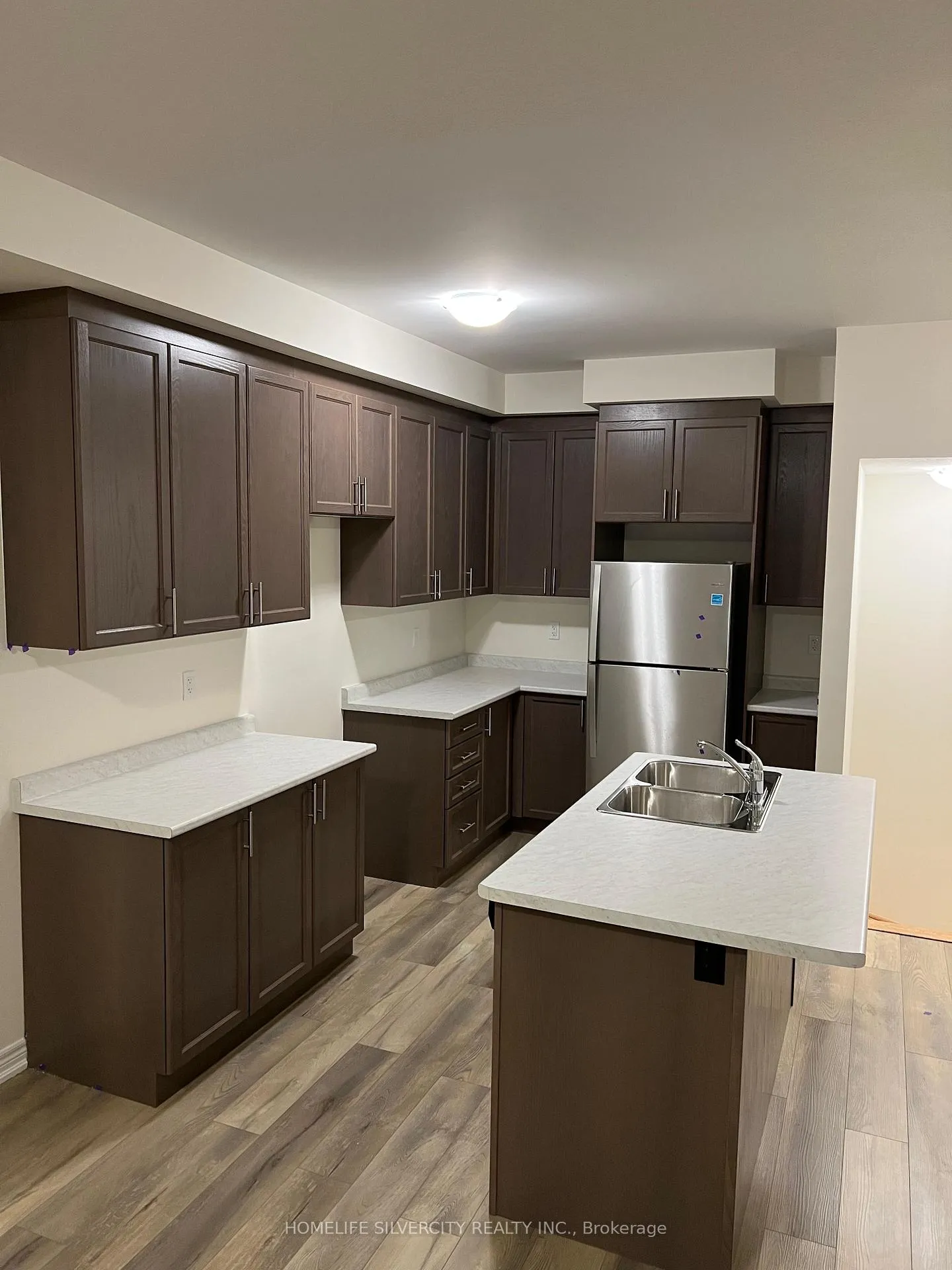 Photo 5 of 154 Sonoma Lane, Hamilton, Stoney Creek — HOMEH