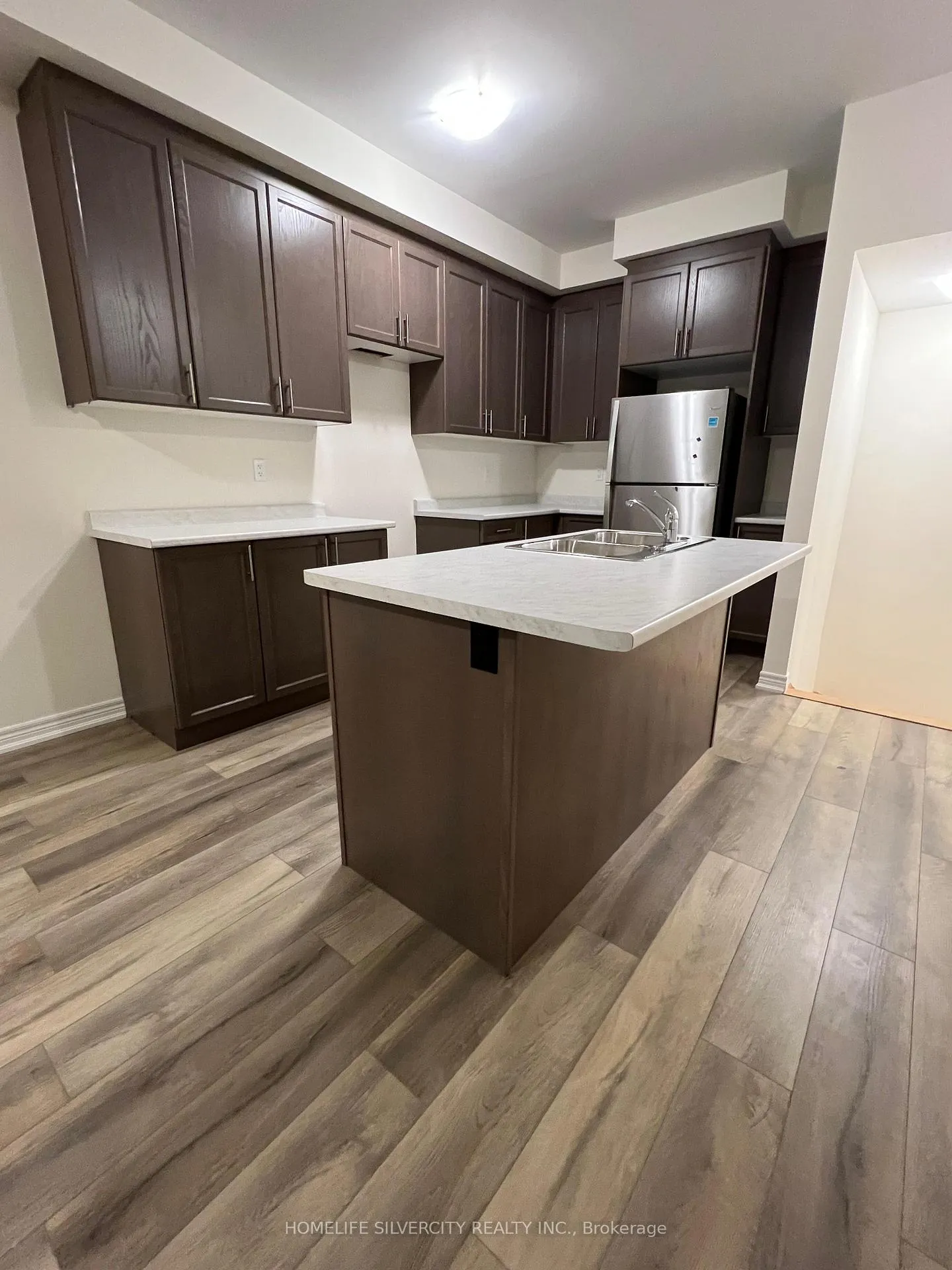Photo 6 of 154 Sonoma Lane, Hamilton, Stoney Creek — HOMEH