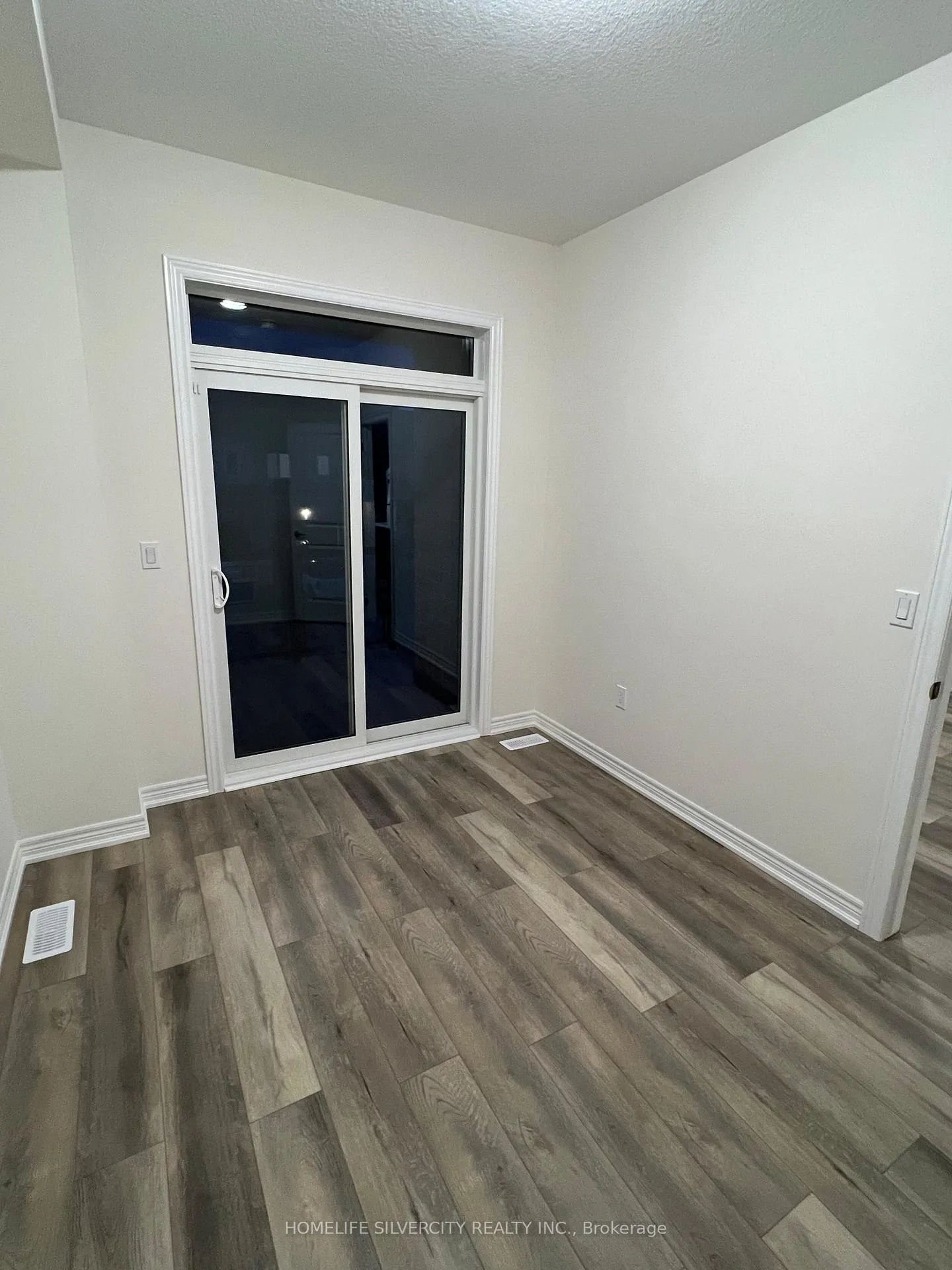 Photo 12 of 154 Sonoma Lane, Hamilton, Stoney Creek — HOMEH