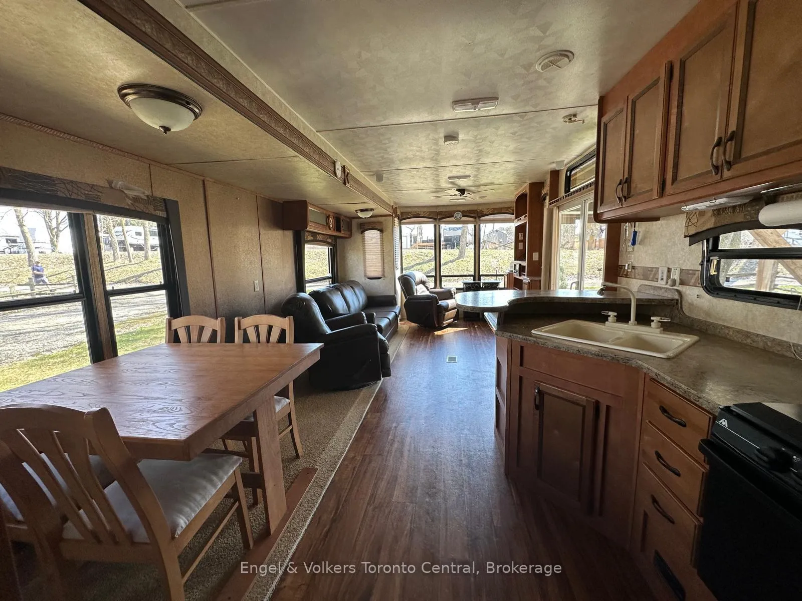 Photo 4 of Unit S 14, 7489 Sideraod 5 E, Wellington North, Rural Wellington North — HOMEH