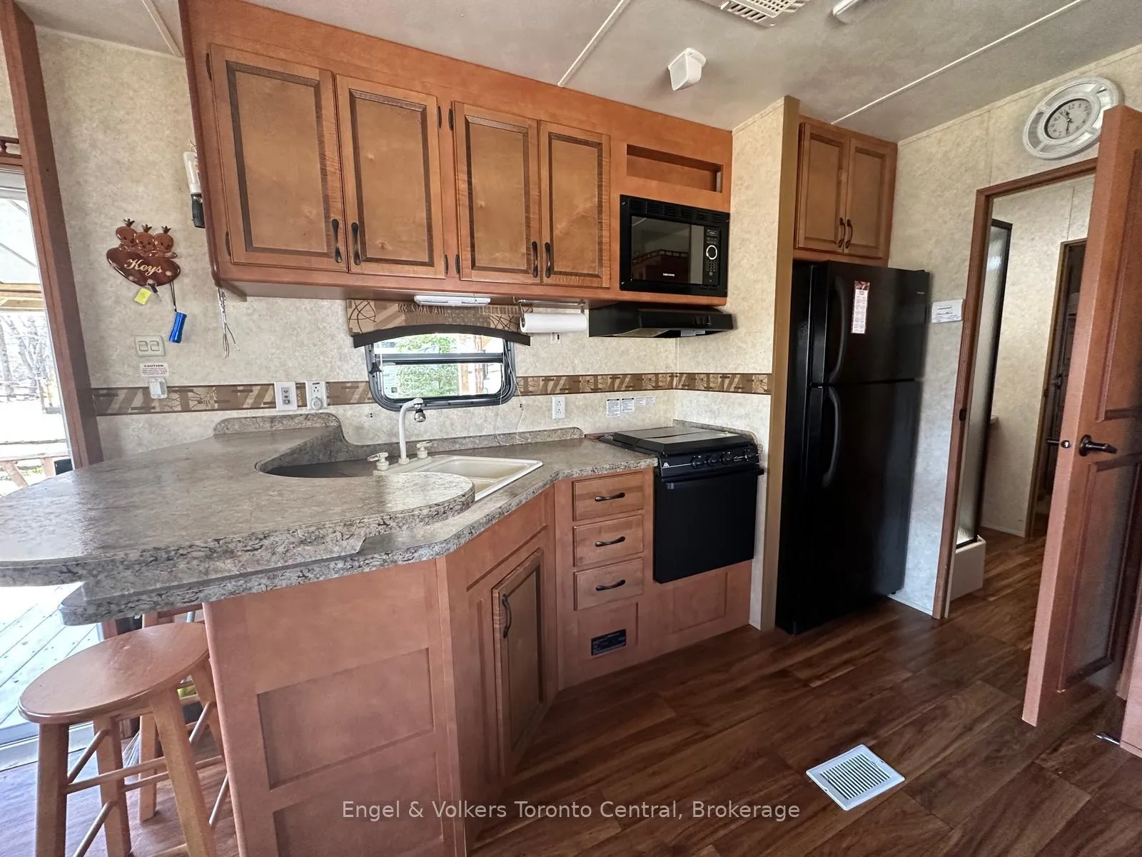 Photo 10 of Unit S 14, 7489 Sideraod 5 E, Wellington North, Rural Wellington North — HOMEH