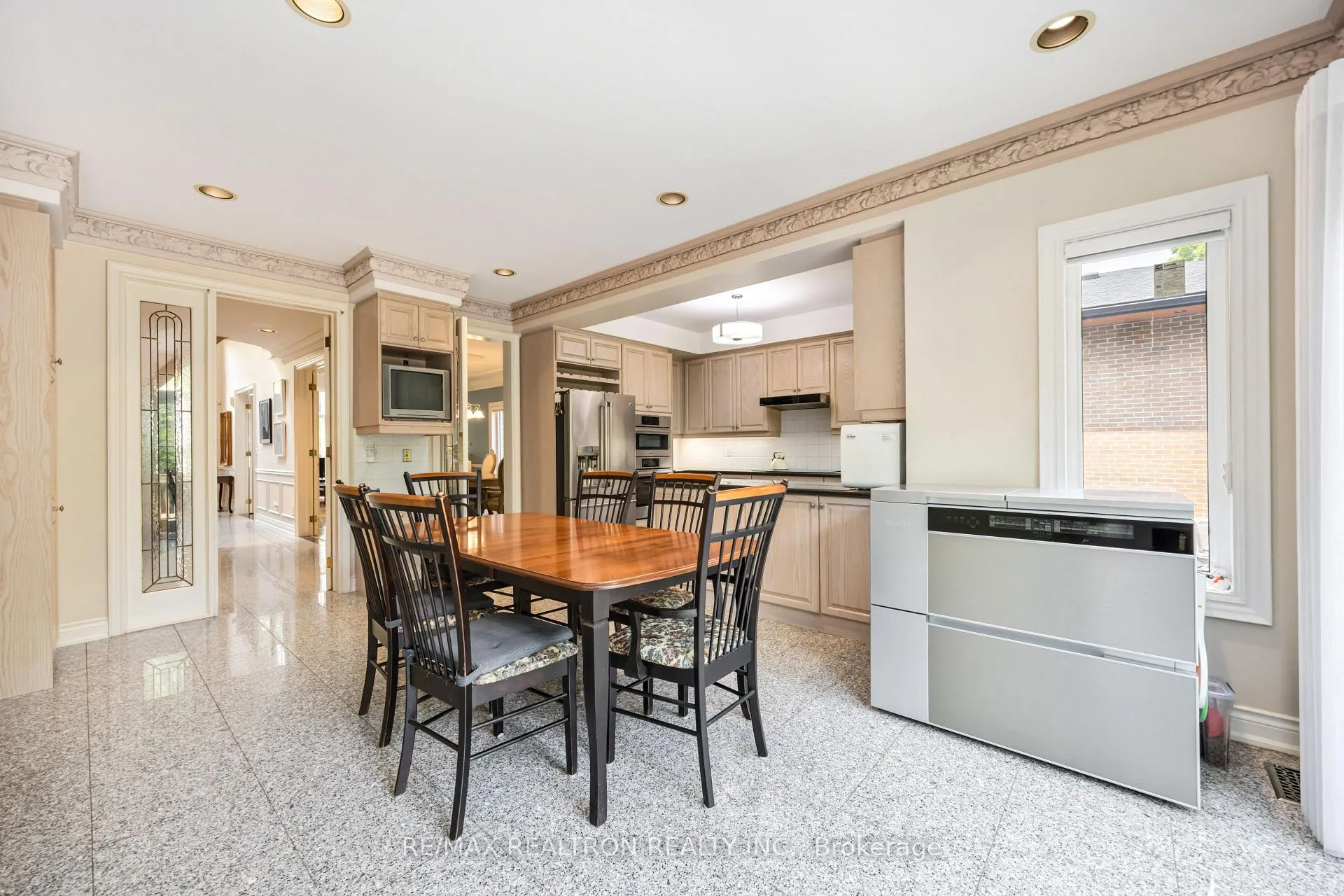 Photo 12 of 77 Sprucewood Drive, Markham, Thornhill — HOMEH