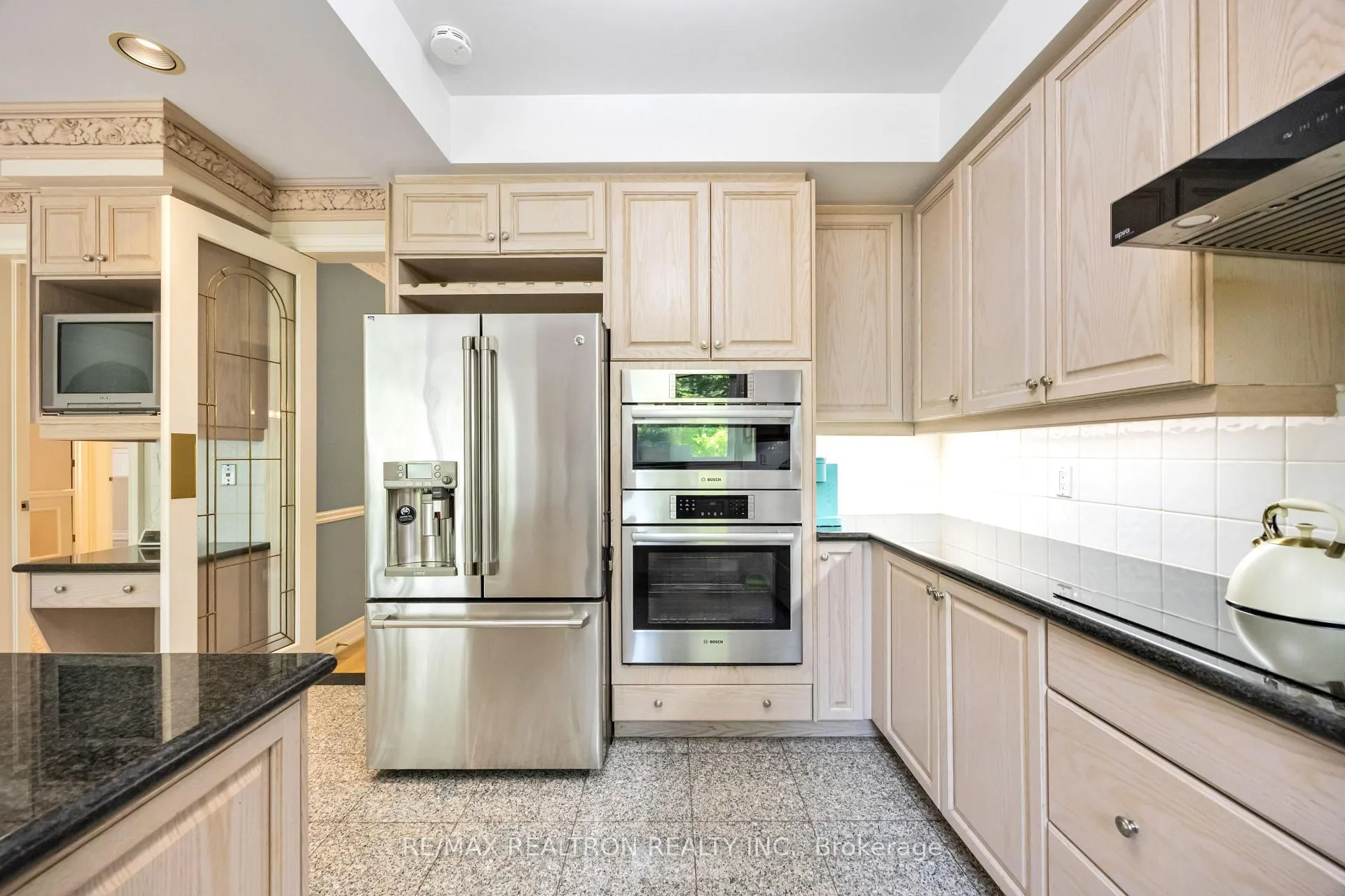 Photo 15 of 77 Sprucewood Drive, Markham, Thornhill — HOMEH