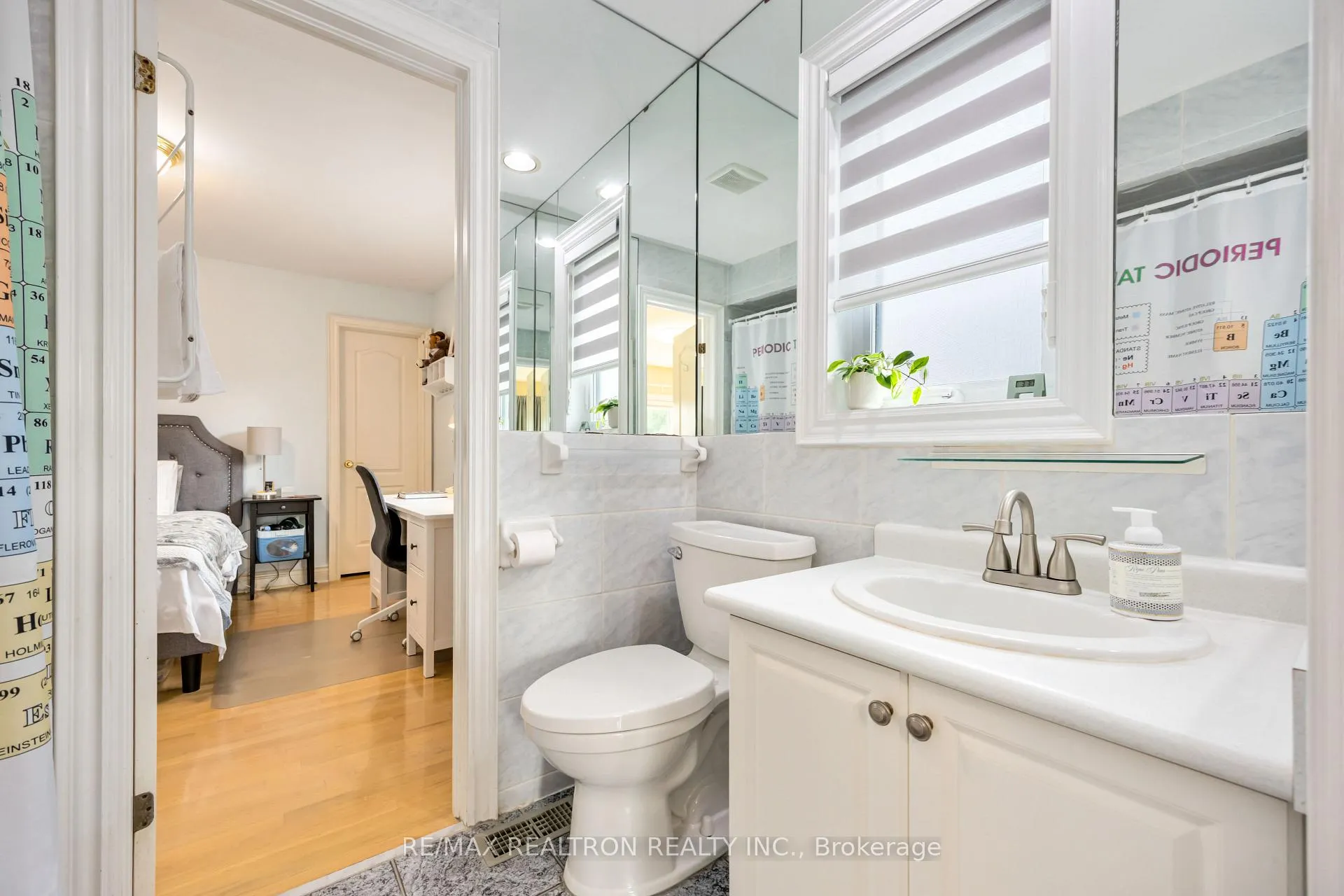Photo 28 of 77 Sprucewood Drive, Markham, Thornhill — HOMEH
