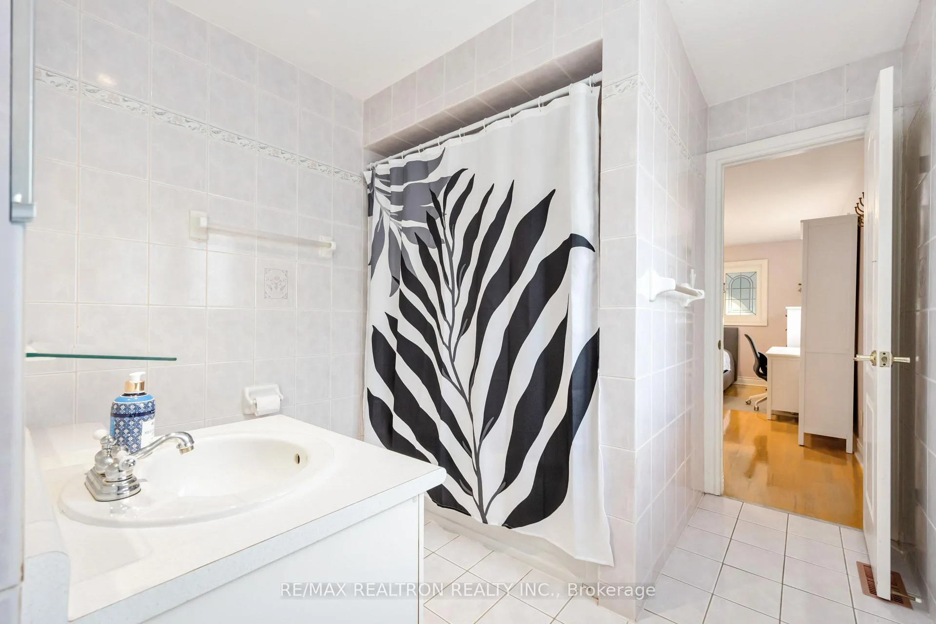 Photo 31 of 77 Sprucewood Drive, Markham, Thornhill — HOMEH