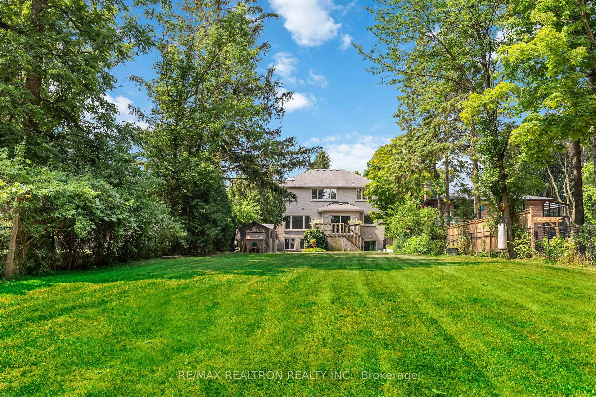 Photo 42 of 77 Sprucewood Drive, Markham, Thornhill — HOMEH