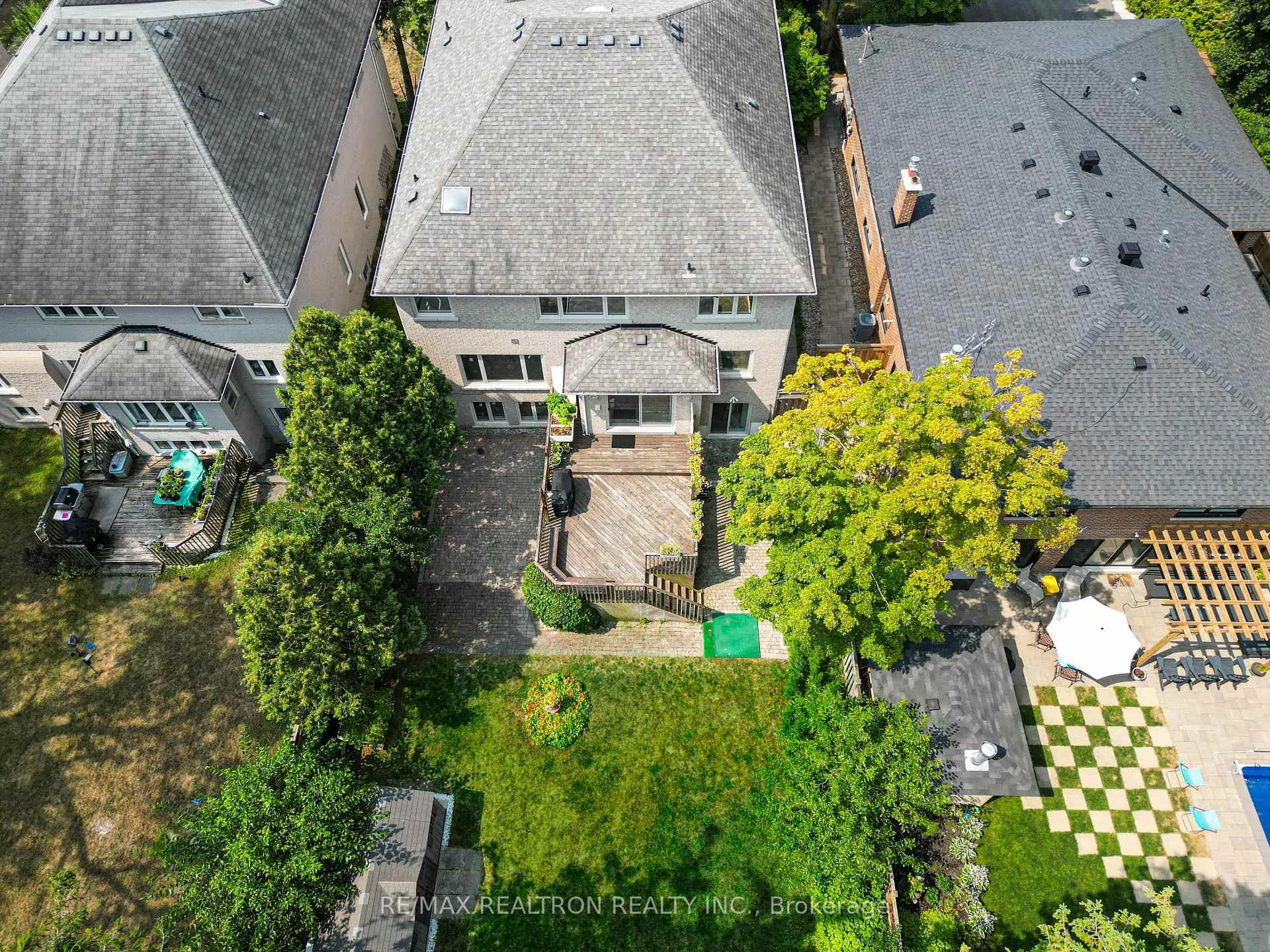 Photo 48 of 77 Sprucewood Drive, Markham, Thornhill — HOMEH