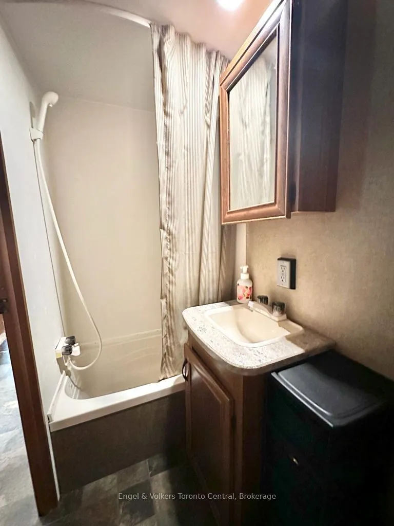 Photo 17 of Unit C 5, 7489 Sideroad 5 E, Wellington North, Rural Wellington North — HOMEH