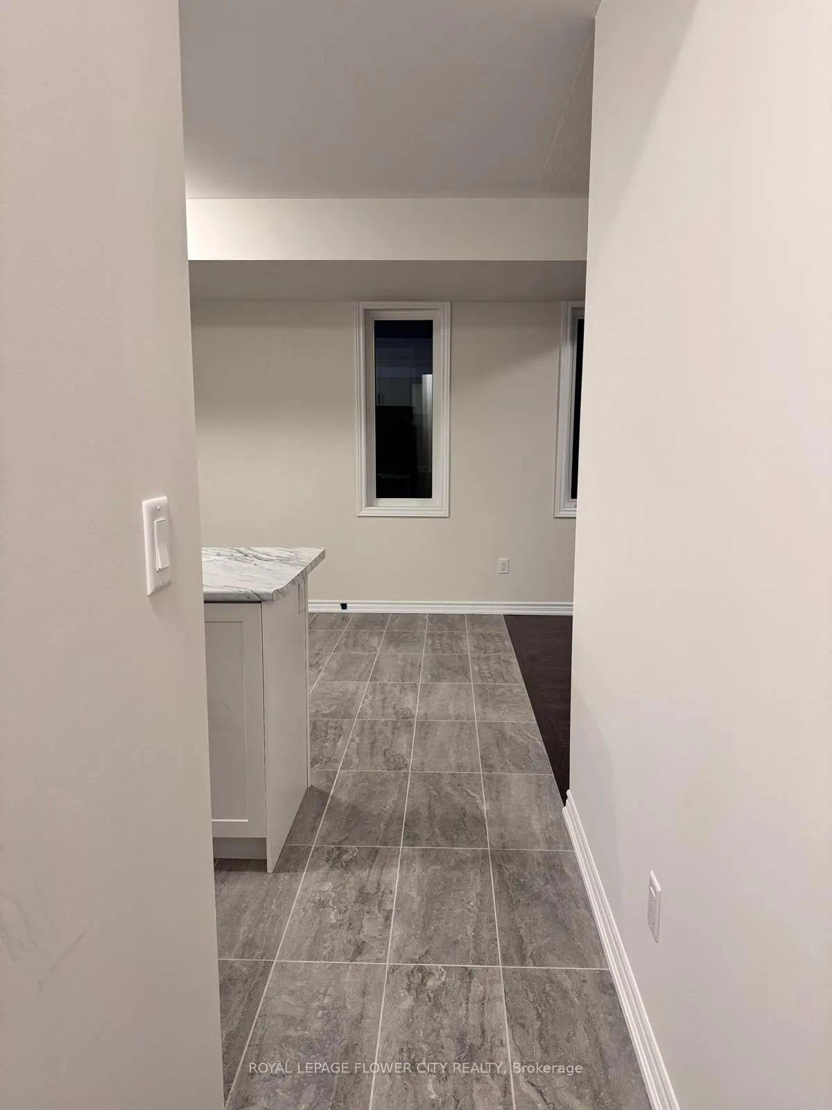 Photo 9 of Unit Main Floor, 13 Bannister Road, Barrie, Innis-Shore — HOMEH