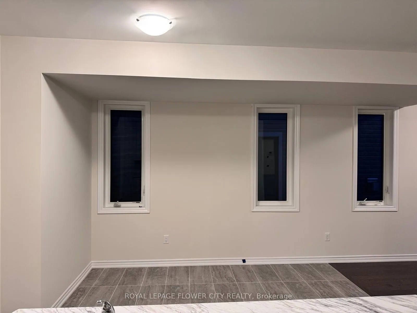 Photo 23 of Unit Main Floor, 13 Bannister Road, Barrie, Innis-Shore — HOMEH