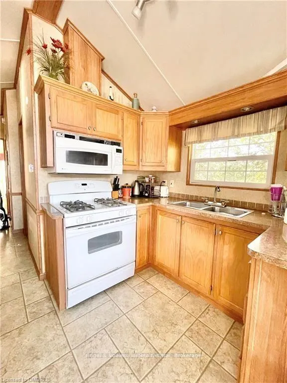 Photo 10 of Unit T106, 7489 Sideroad 5 E, Wellington North, Rural Wellington North — HOMEH
