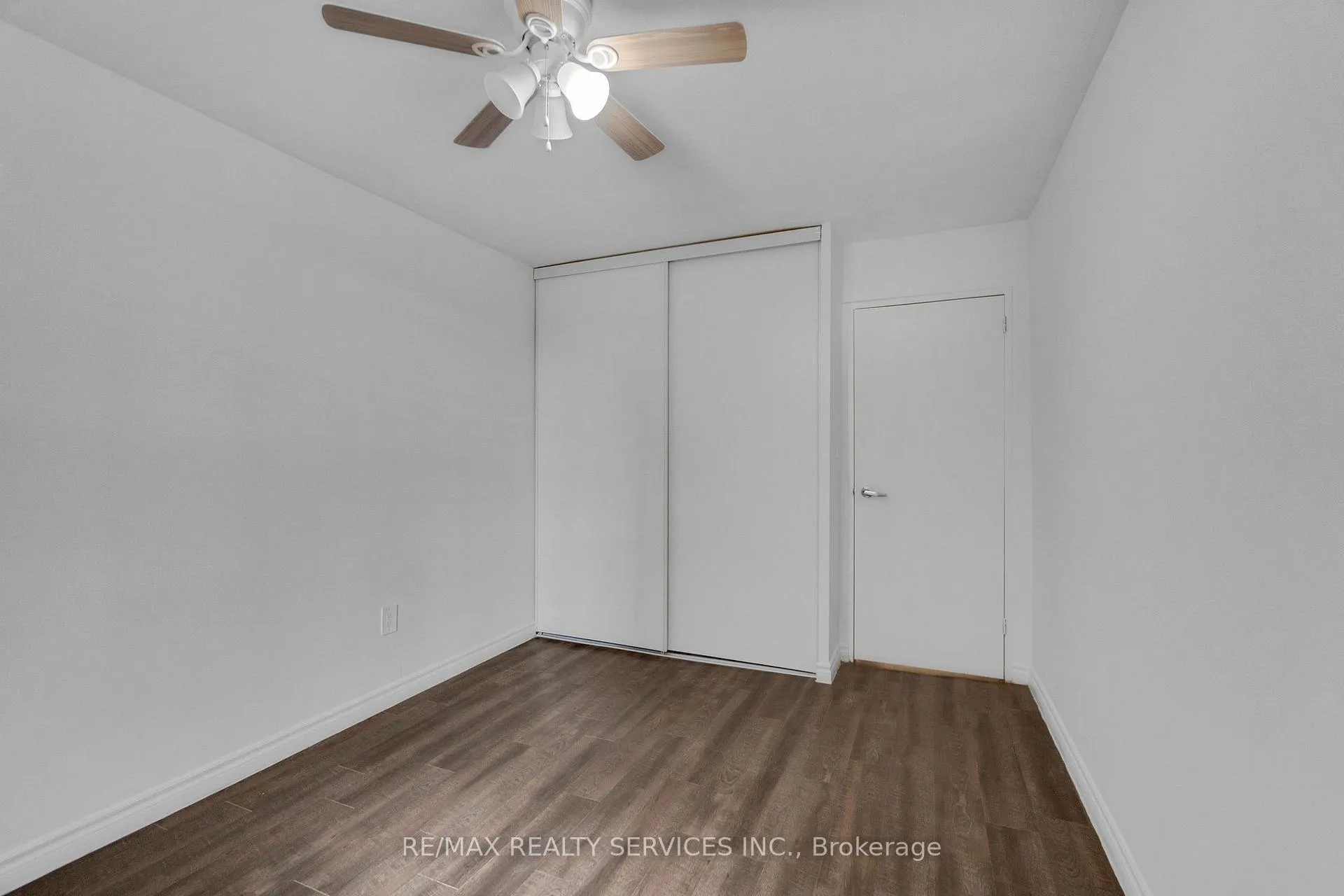 Photo 7 of Unit 210, 223 Jackson Street W, Hamilton, Durand — HOMEH
