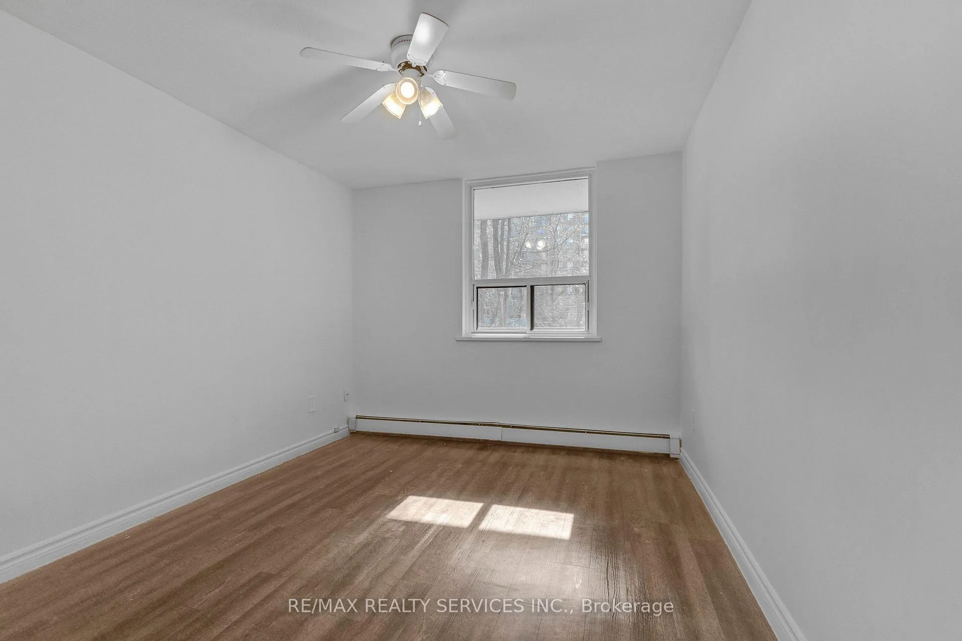 Photo 10 of Unit 210, 223 Jackson Street W, Hamilton, Durand — HOMEH