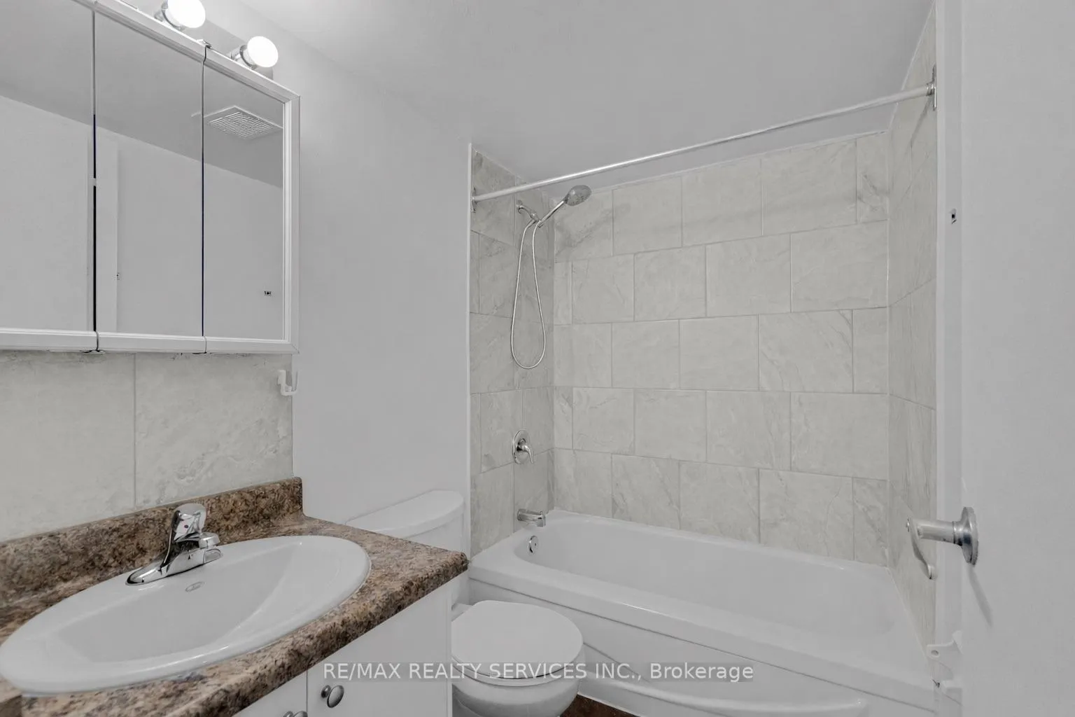 Photo 20 of Unit 210, 223 Jackson Street W, Hamilton, Durand — HOMEH