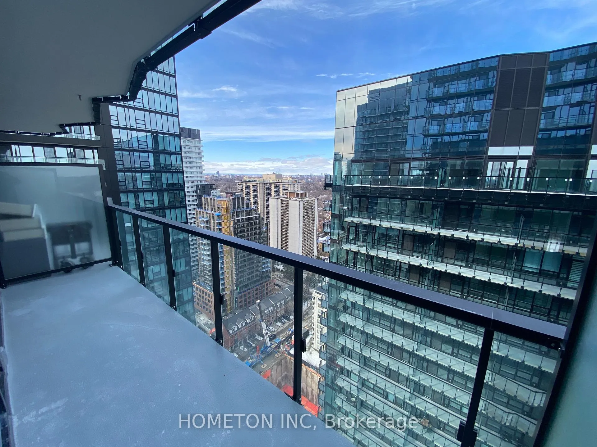 Photo 3 of Unit 2606S, 110 Broadway Avenue, Toronto, Mount Pleasant West — HOMEH