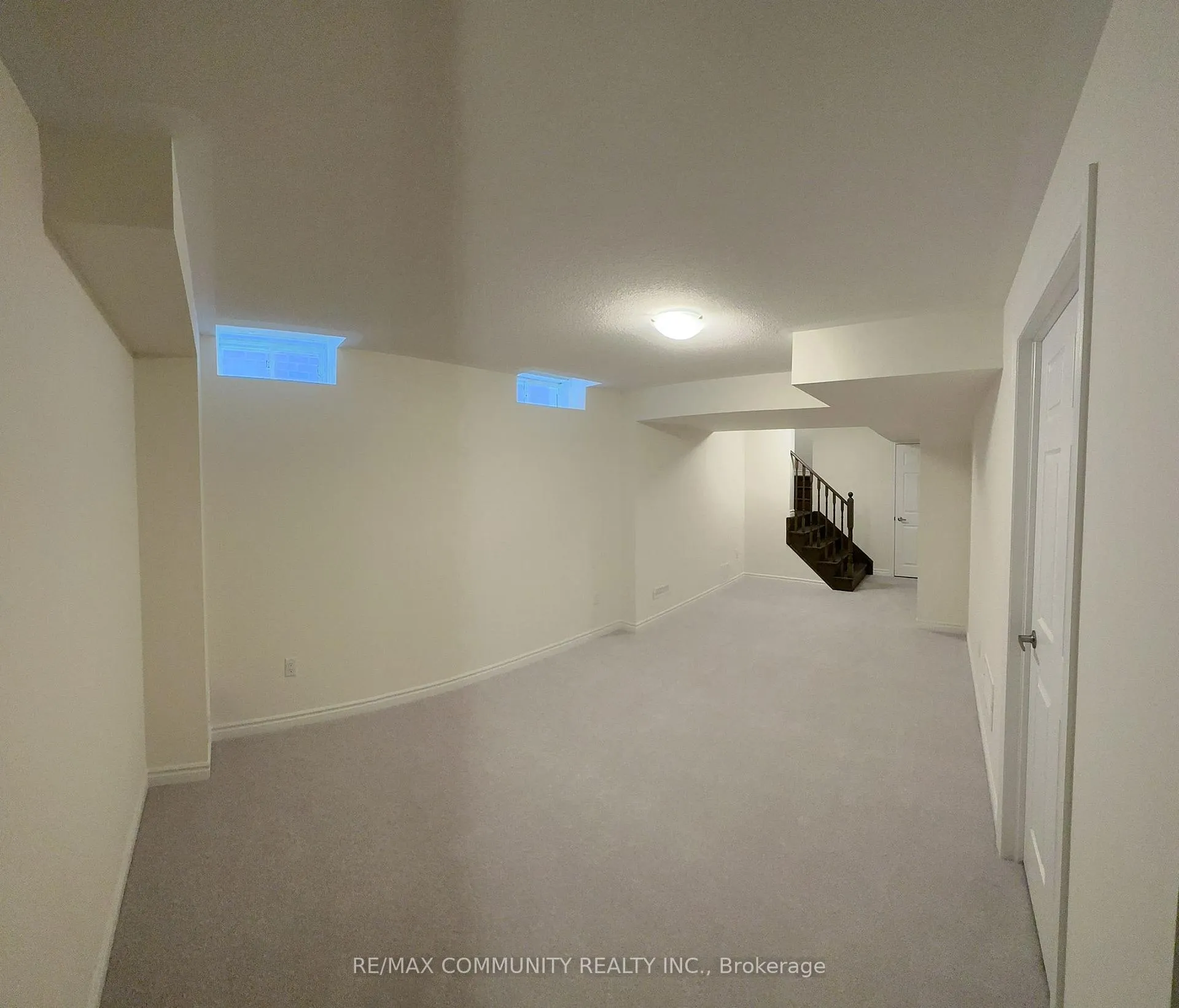 Photo 9 of 59 Mountainside Crescent, Whitby, Rolling Acres — HOMEH
