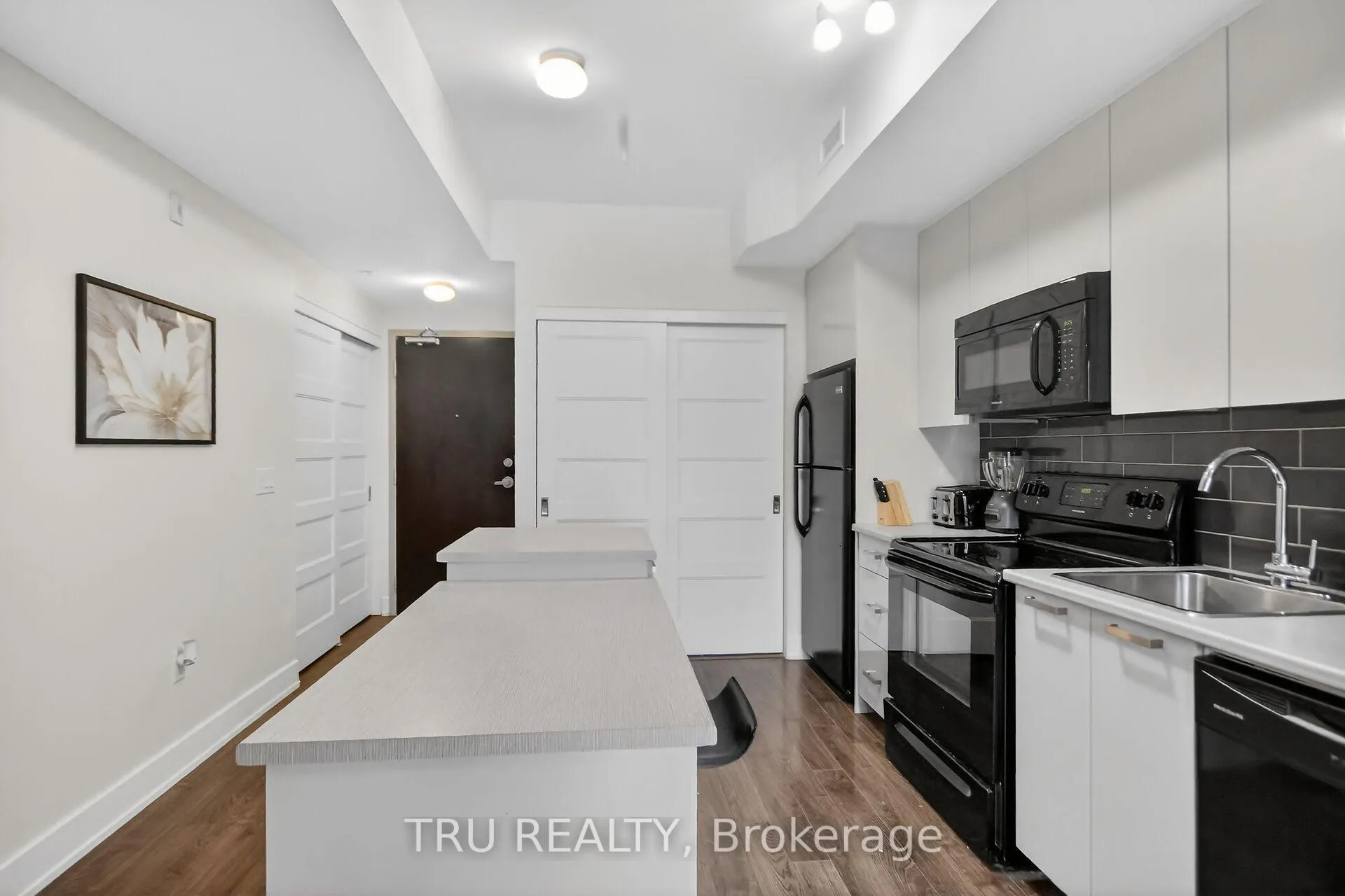 Photo 6 of Unit 207, 2785 Baseline Road S, Ottawa, Redwood Park — HOMEH