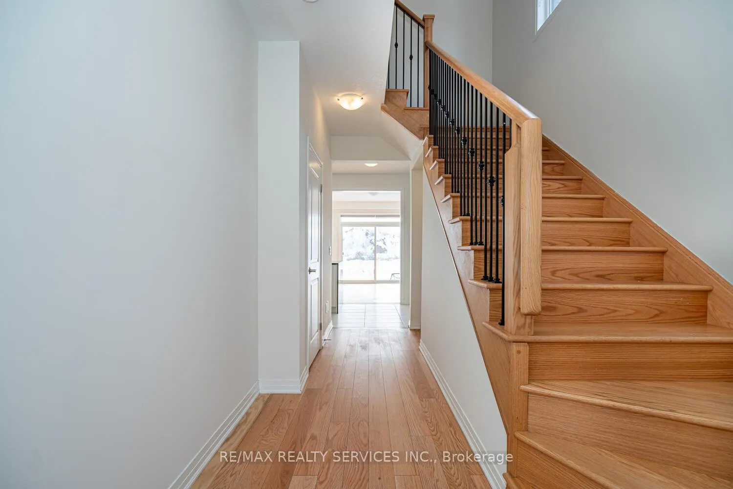 Photo 6 of 189 Leslie Davis Street, North Dumfries — HOMEH