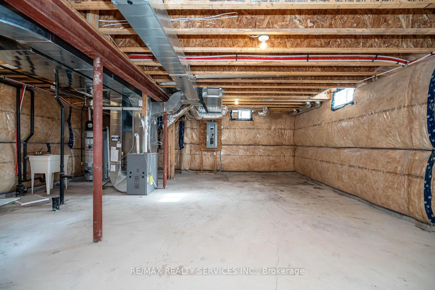 Photo 23 of 189 Leslie Davis Street, North Dumfries — HOMEH