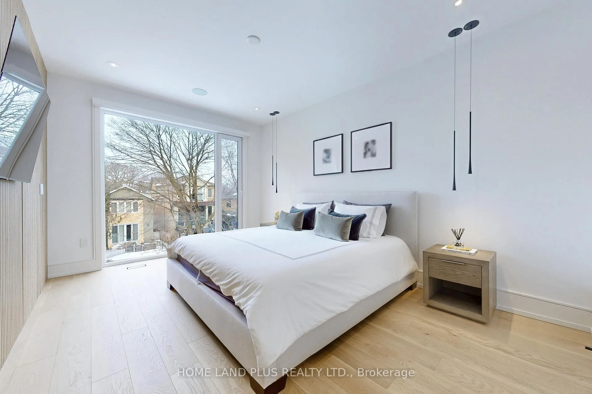 Photo 17 of 116 Deloraine Avenue, Toronto, Lawrence Park North — HOMEH