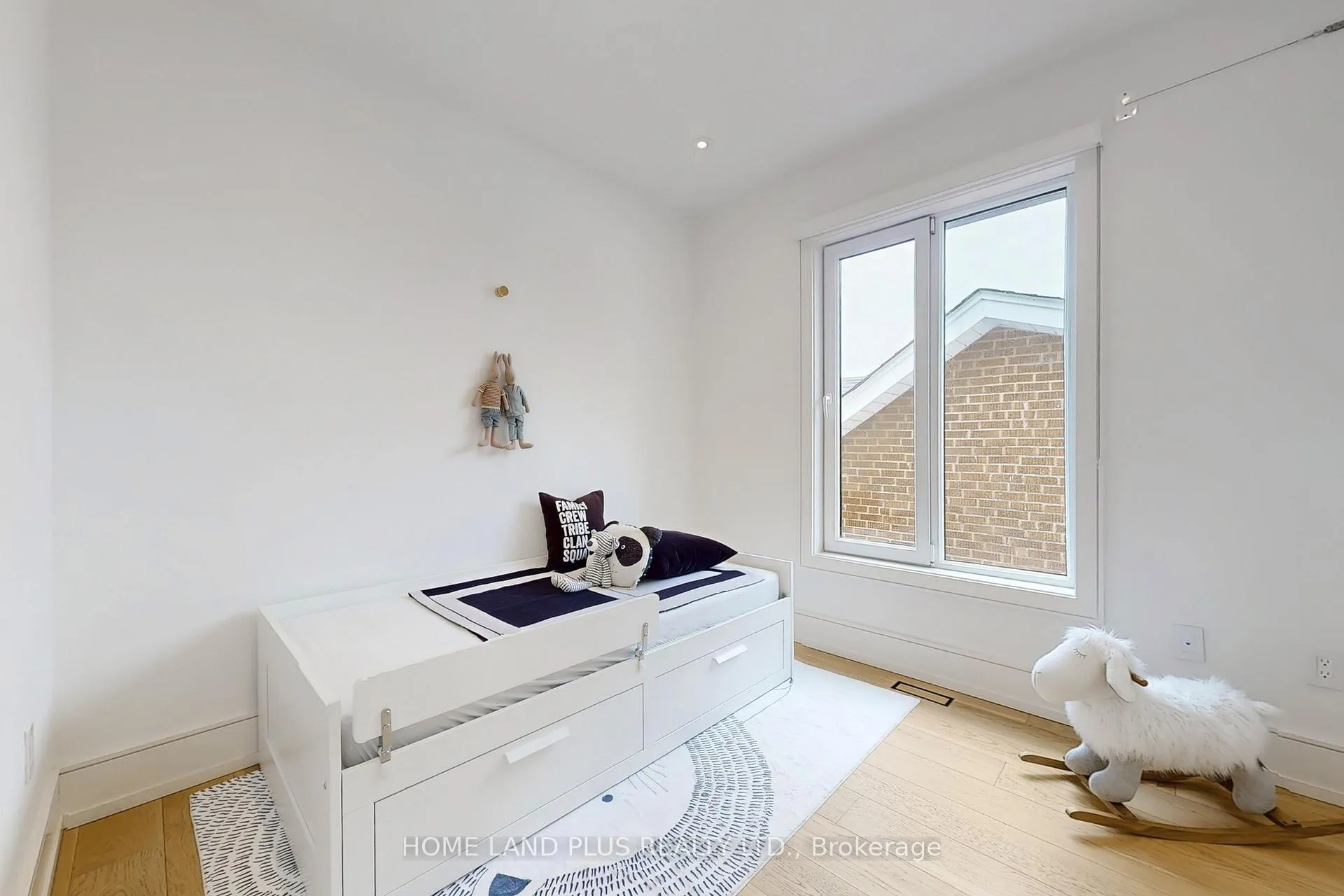 Photo 28 of 116 Deloraine Avenue, Toronto, Lawrence Park North — HOMEH