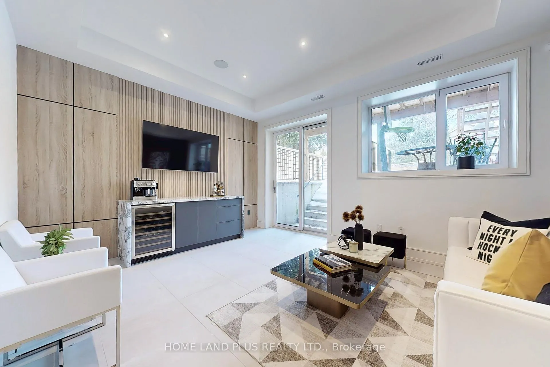 Photo 34 of 116 Deloraine Avenue, Toronto, Lawrence Park North — HOMEH