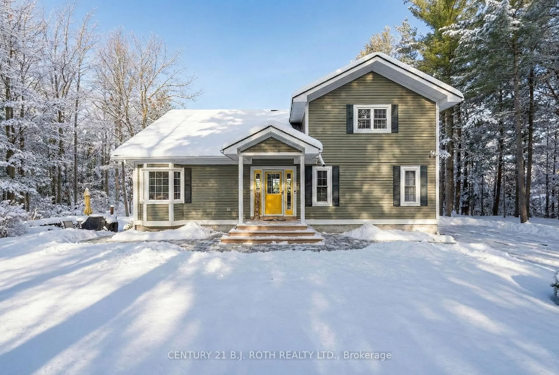 Front of 2710 Portage Trail