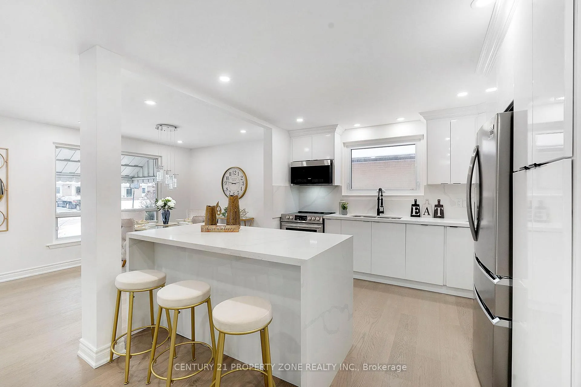 Photo 10 of Unit UPPER, 77 Belmont Drive, Brampton, Avondale — HOMEH