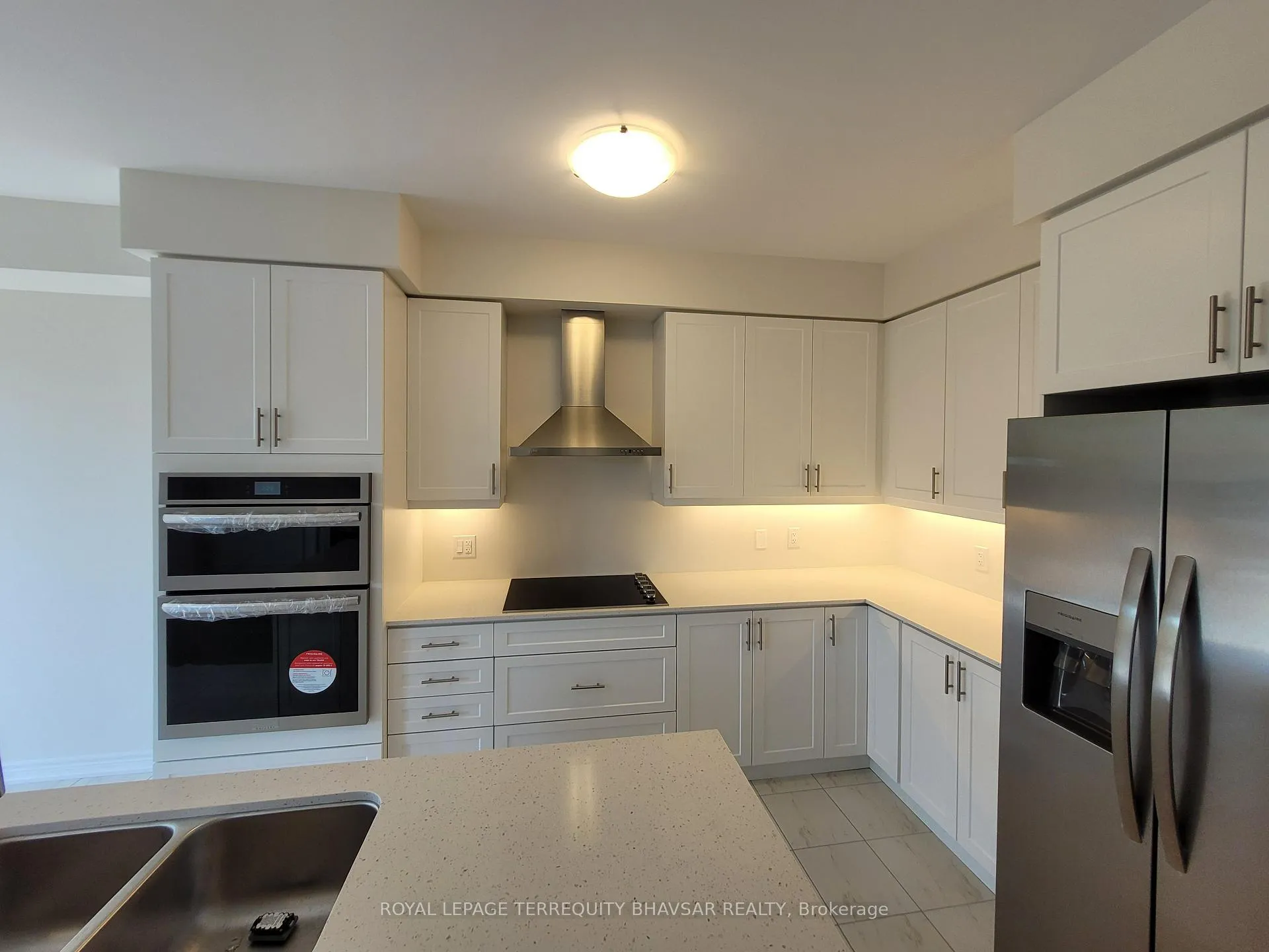 Photo 13 of 224 Broadacre Drive, Kitchener — HOMEH