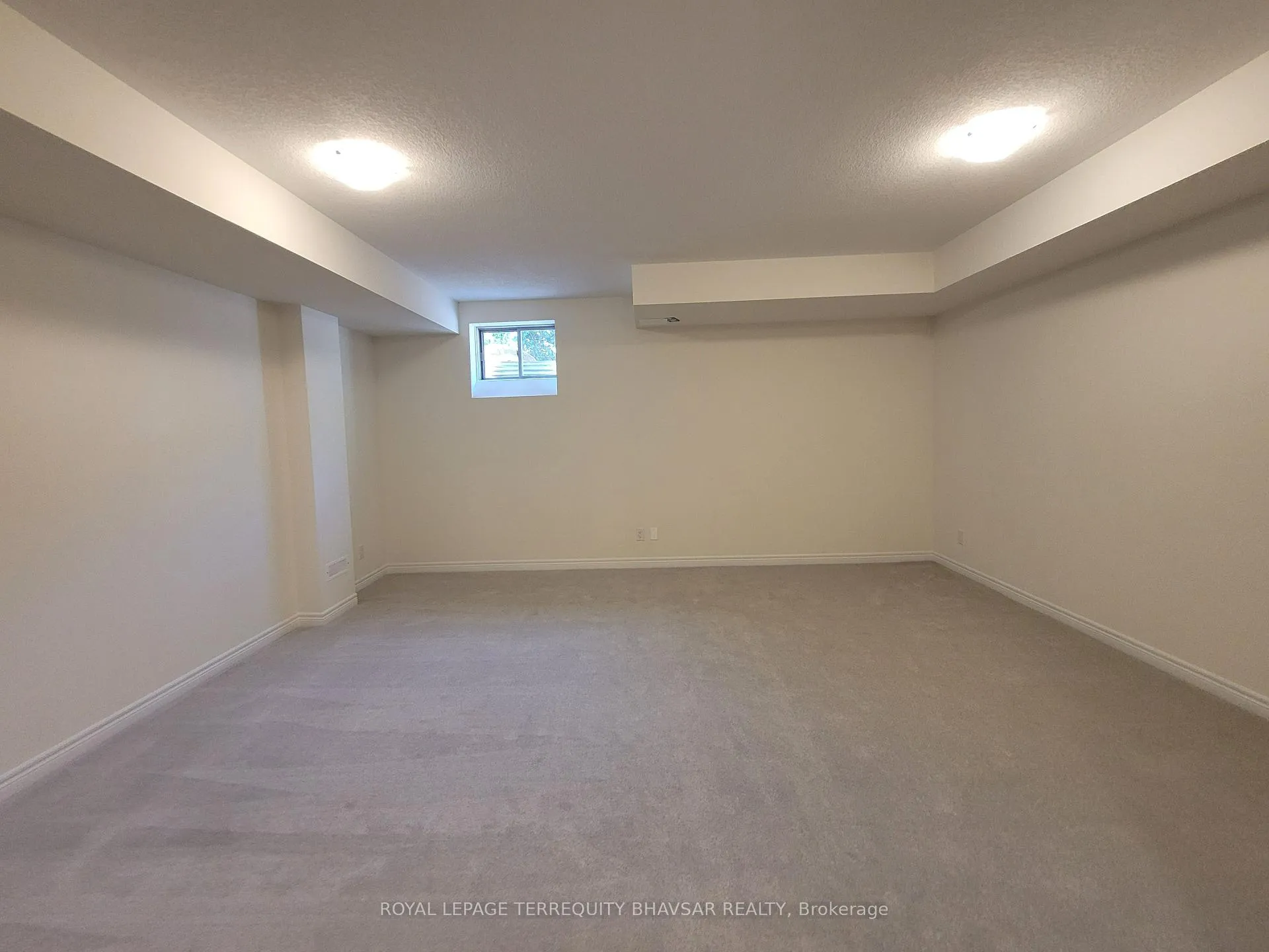 Photo 36 of 224 Broadacre Drive, Kitchener — HOMEH