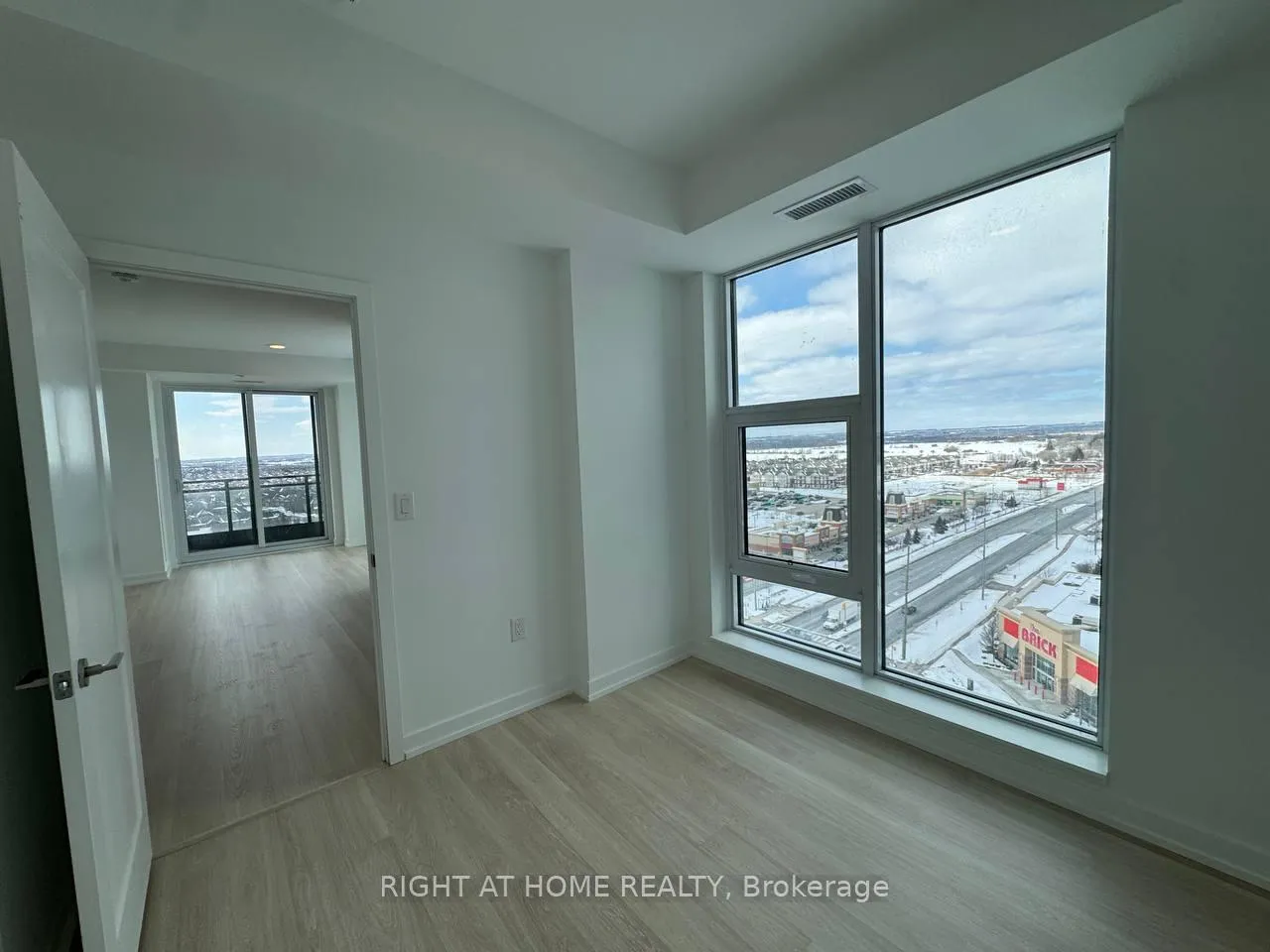 Photo 5 of 9763 Markham Road, Markham, Greensborough — HOMEH