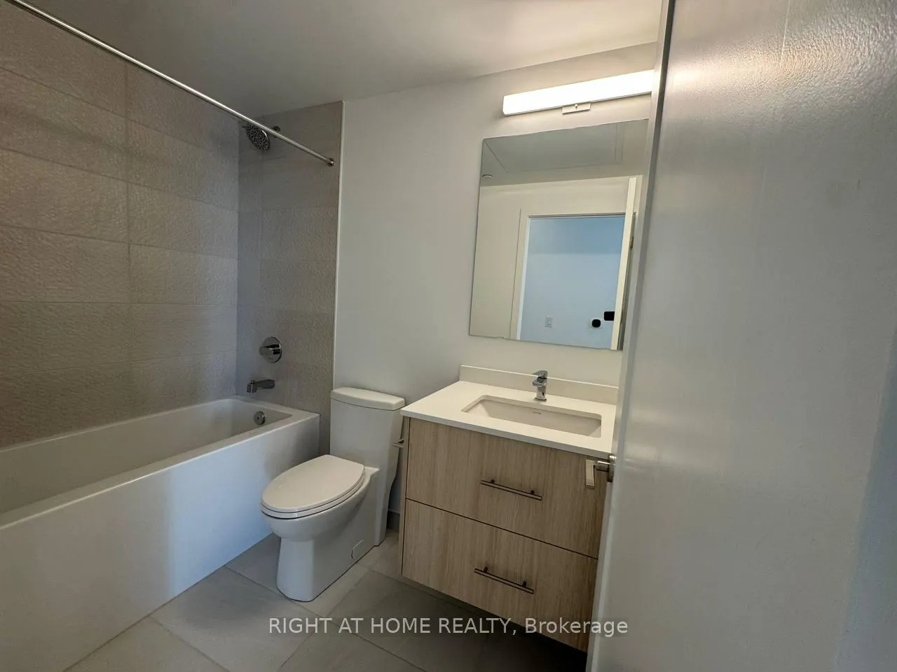 Photo 6 of 9763 Markham Road, Markham, Greensborough — HOMEH