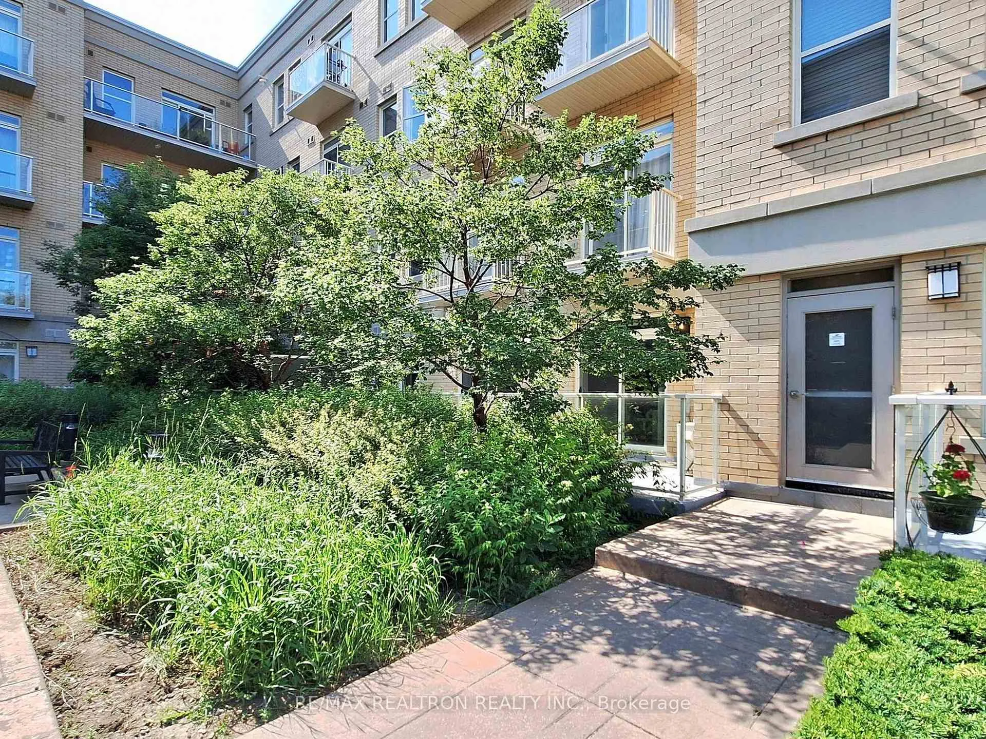 Photo 38 of Unit 126, 28 Prince Regent Street, Markham, Cathedraltown — HOMEH