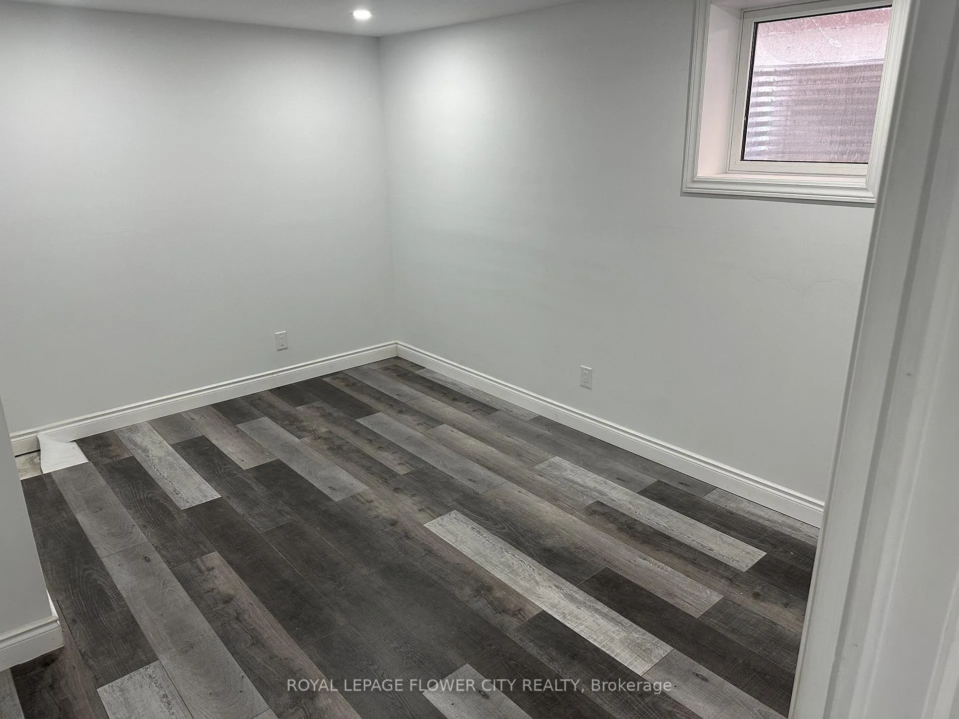 Photo 6 of 47 Sparta Drive, Brampton, Vales of Castlemore — HOMEH