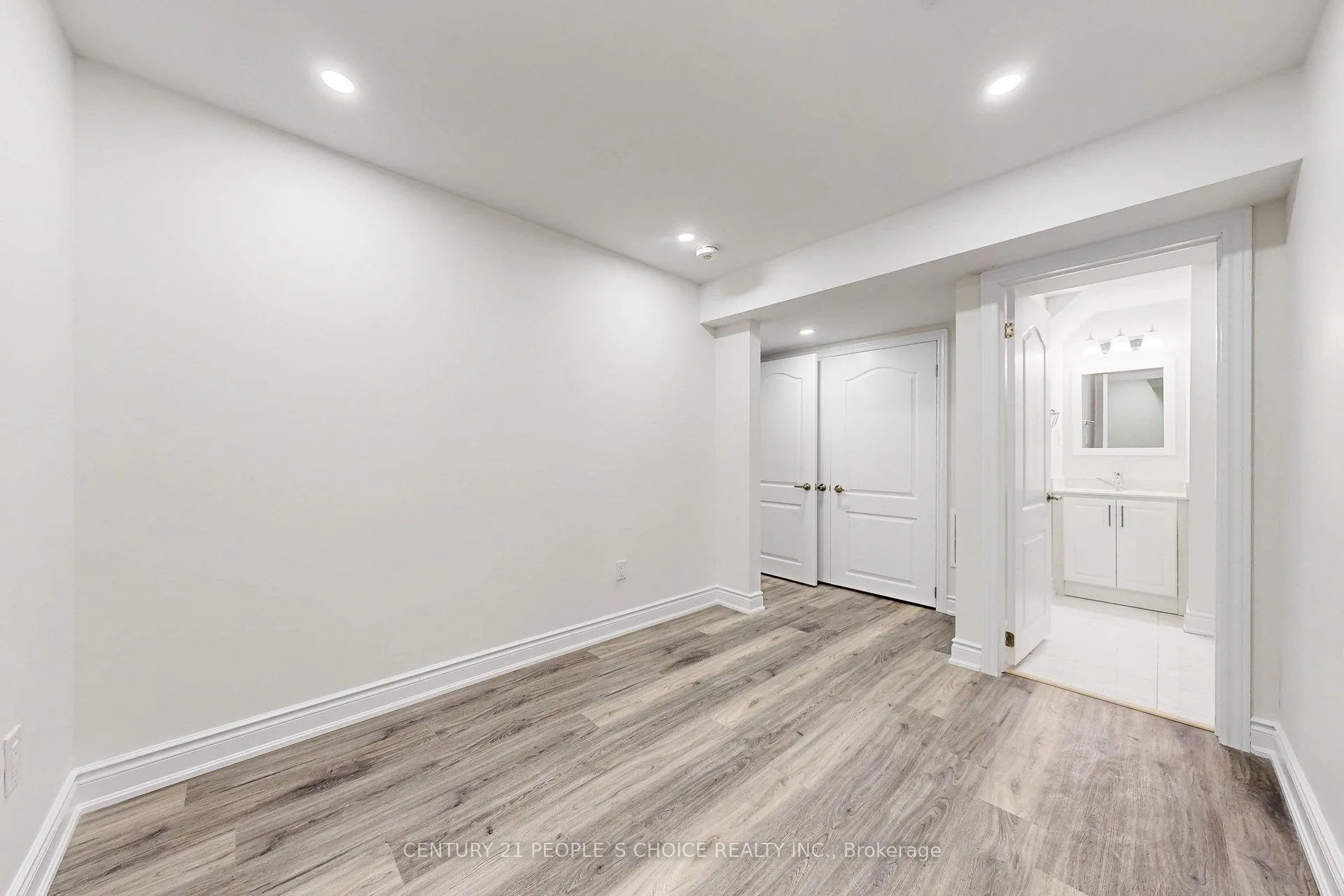 Photo 38 of 31 Dorking Drive, Brampton, Heart Lake West — HOMEH