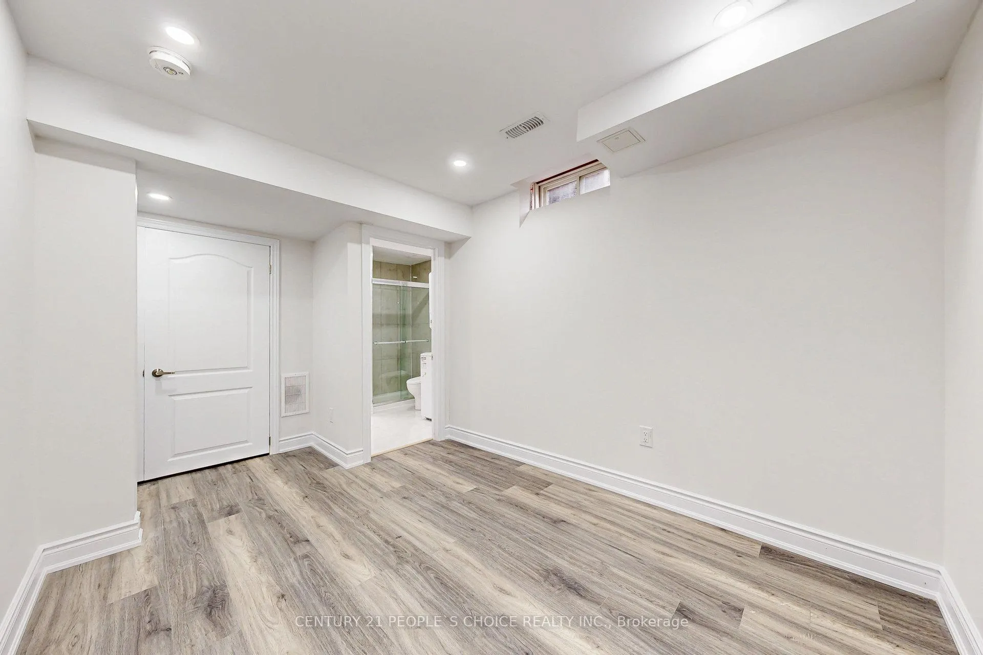 Photo 39 of 31 Dorking Drive, Brampton, Heart Lake West — HOMEH