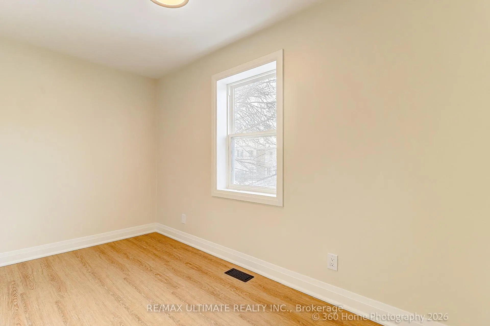 Photo 8 of 53 Virginia Avenue, Toronto, East York — HOMEH