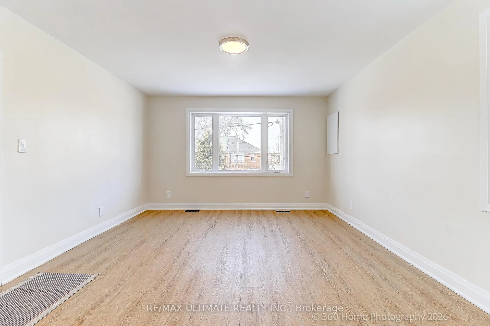 Photo 17 of 53 Virginia Avenue, Toronto, East York — HOMEH