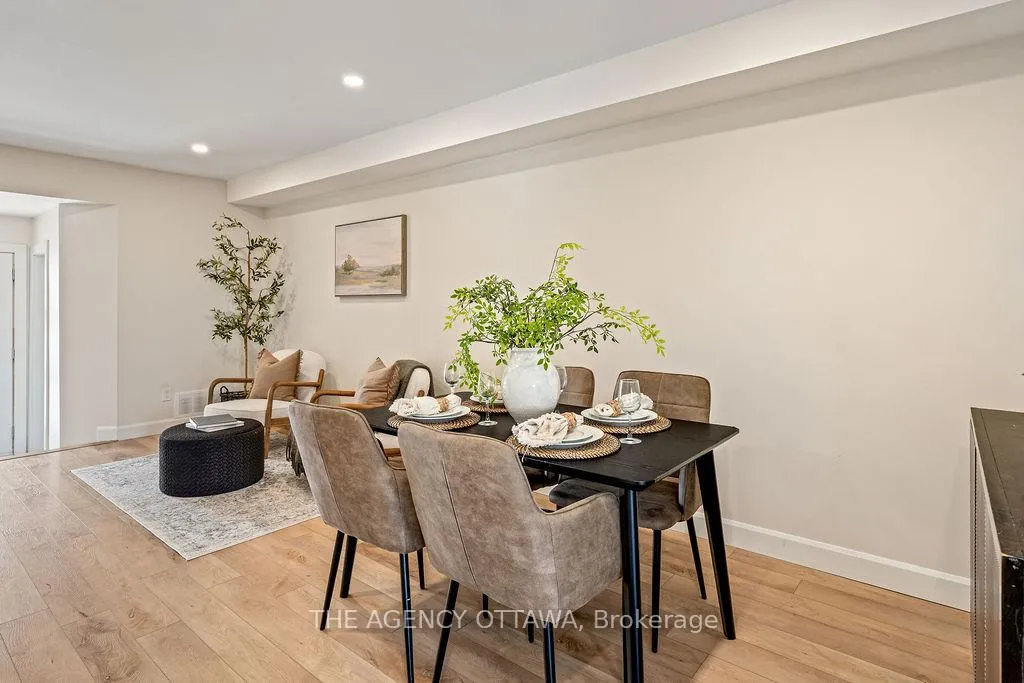 Photo 8 of 62 Appledale Drive, Ottawa, Barrhaven - Longfields — HOMEH