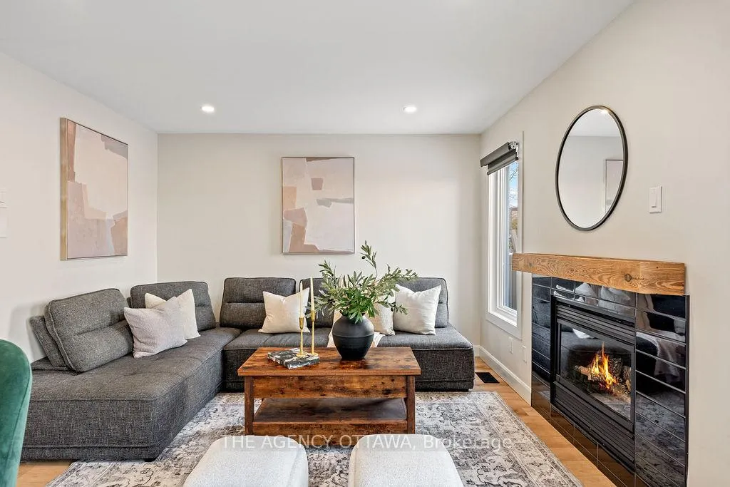 Photo 22 of 62 Appledale Drive, Ottawa, Barrhaven - Longfields — HOMEH